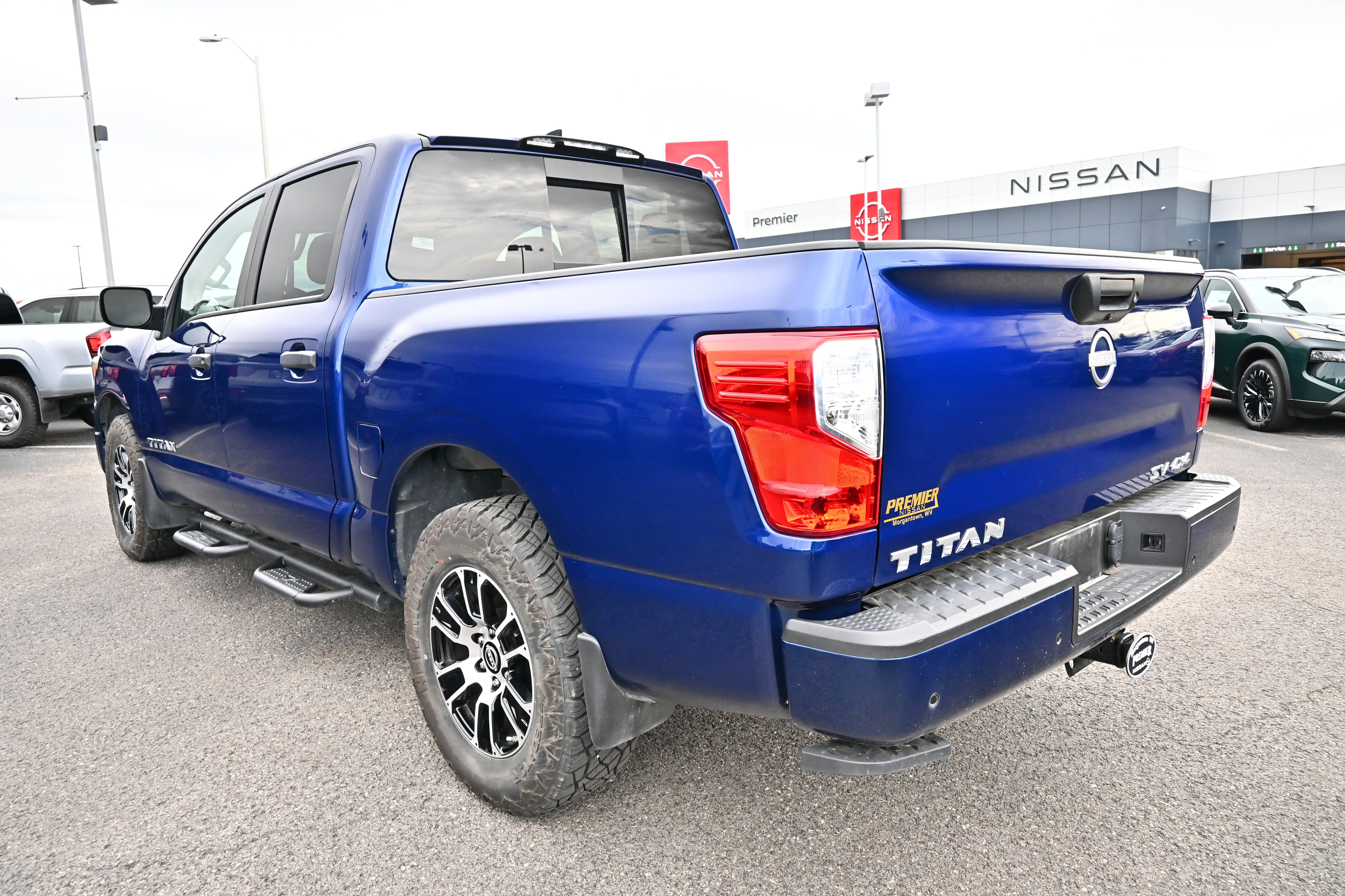 2024 Nissan Titan SV
