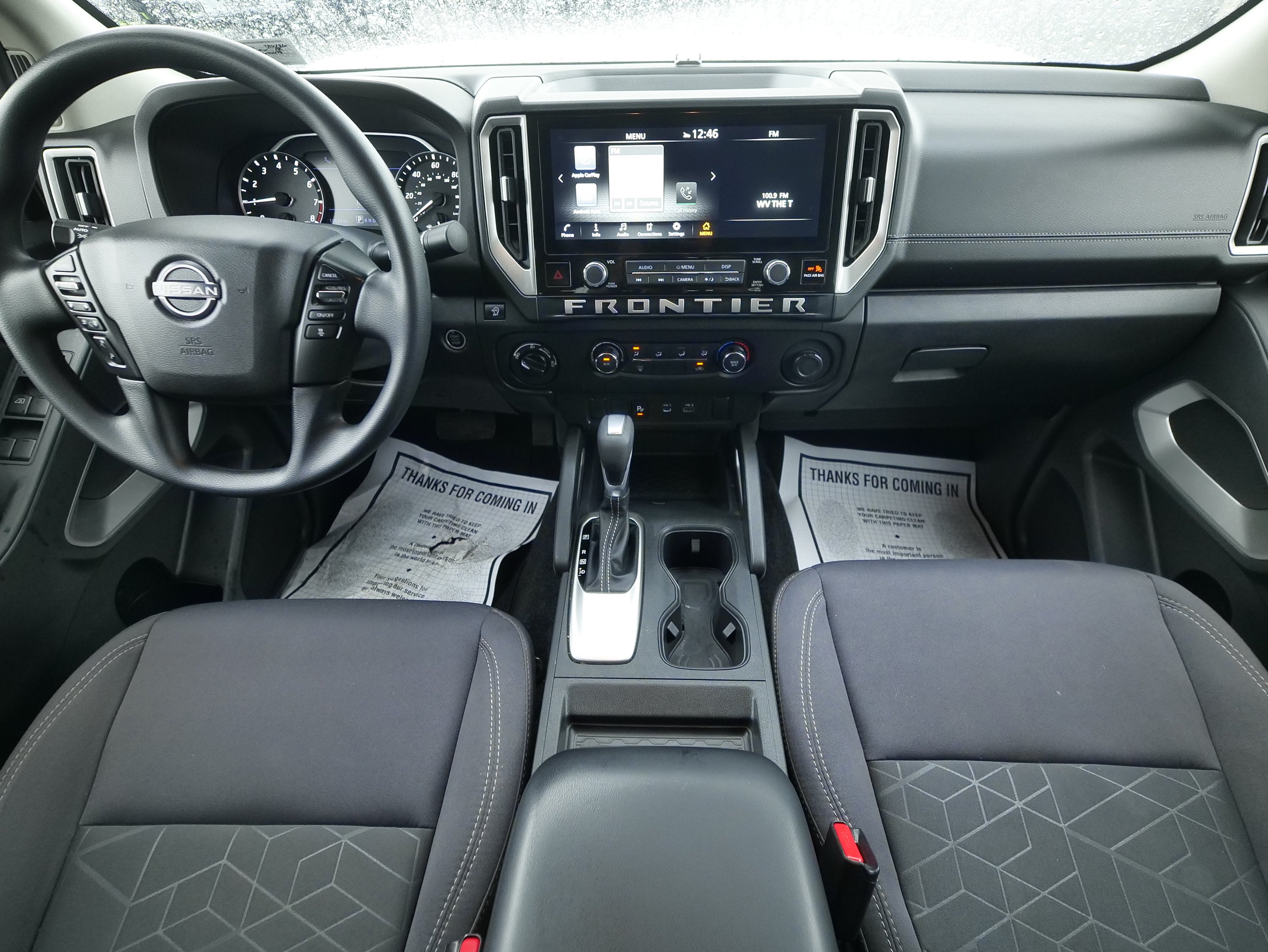 2025 Nissan Frontier SV