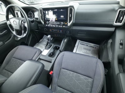 2025 Nissan Frontier SV