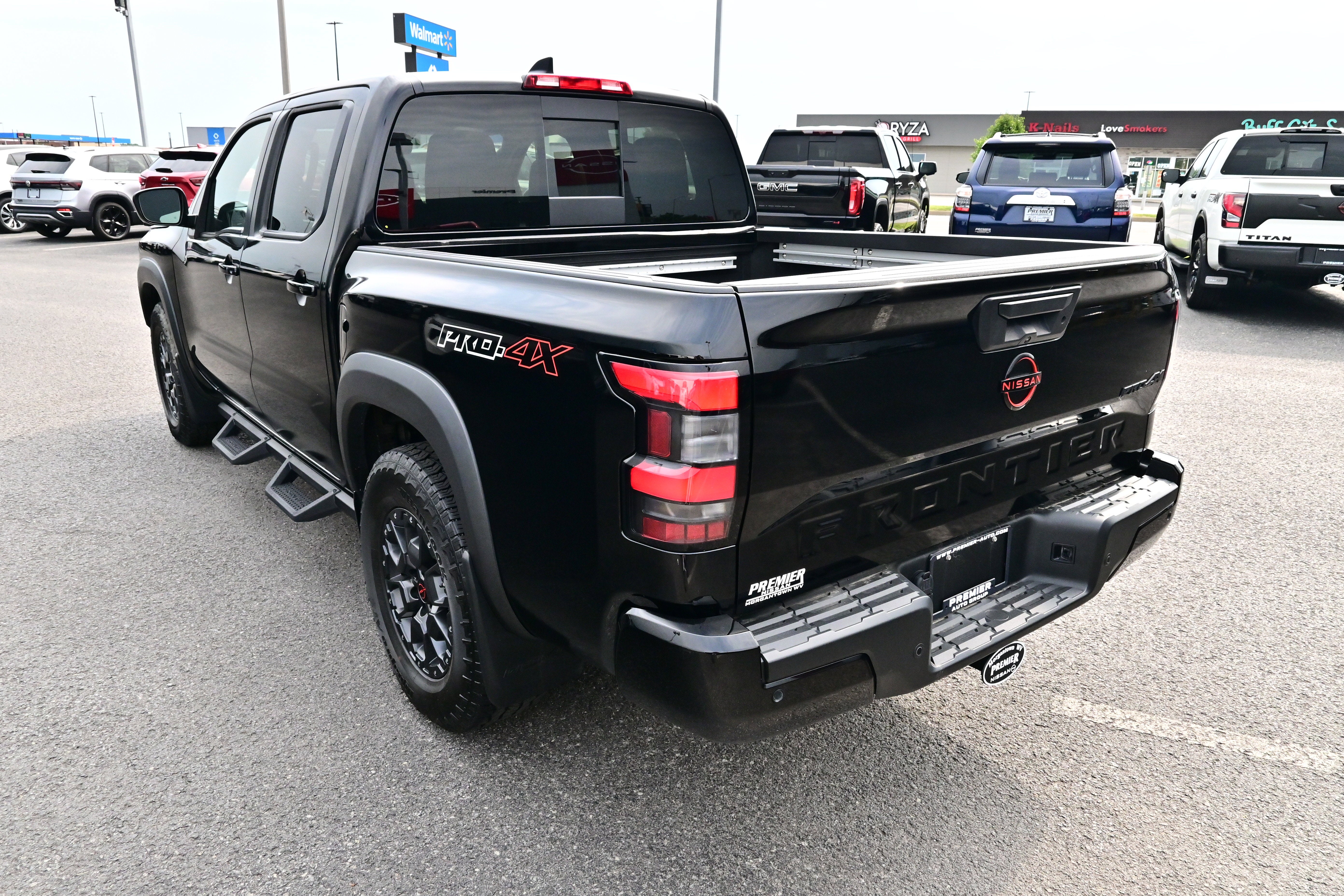 2024 Nissan Frontier PRO-4X