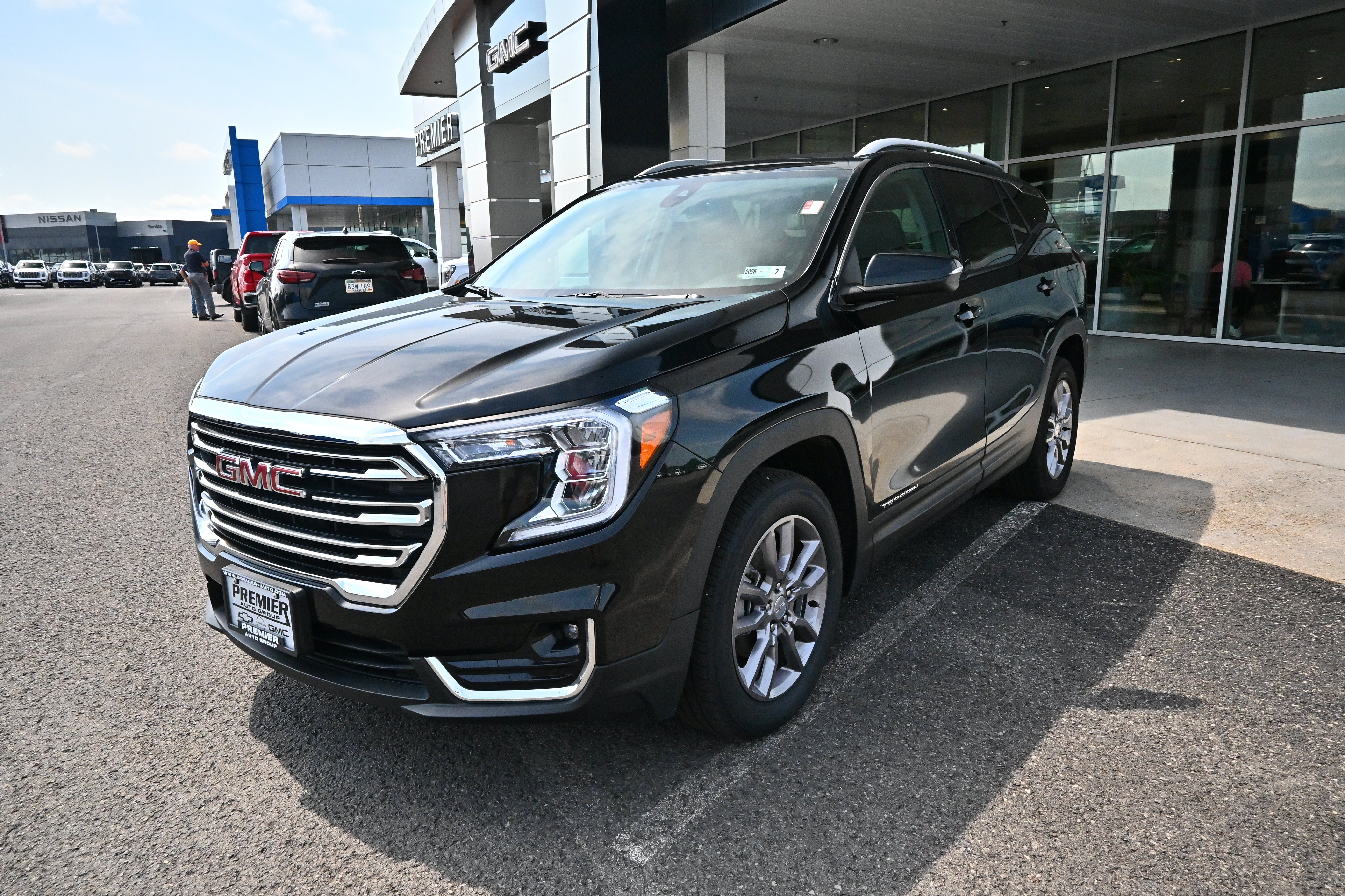 2024 GMC Terrain SLT