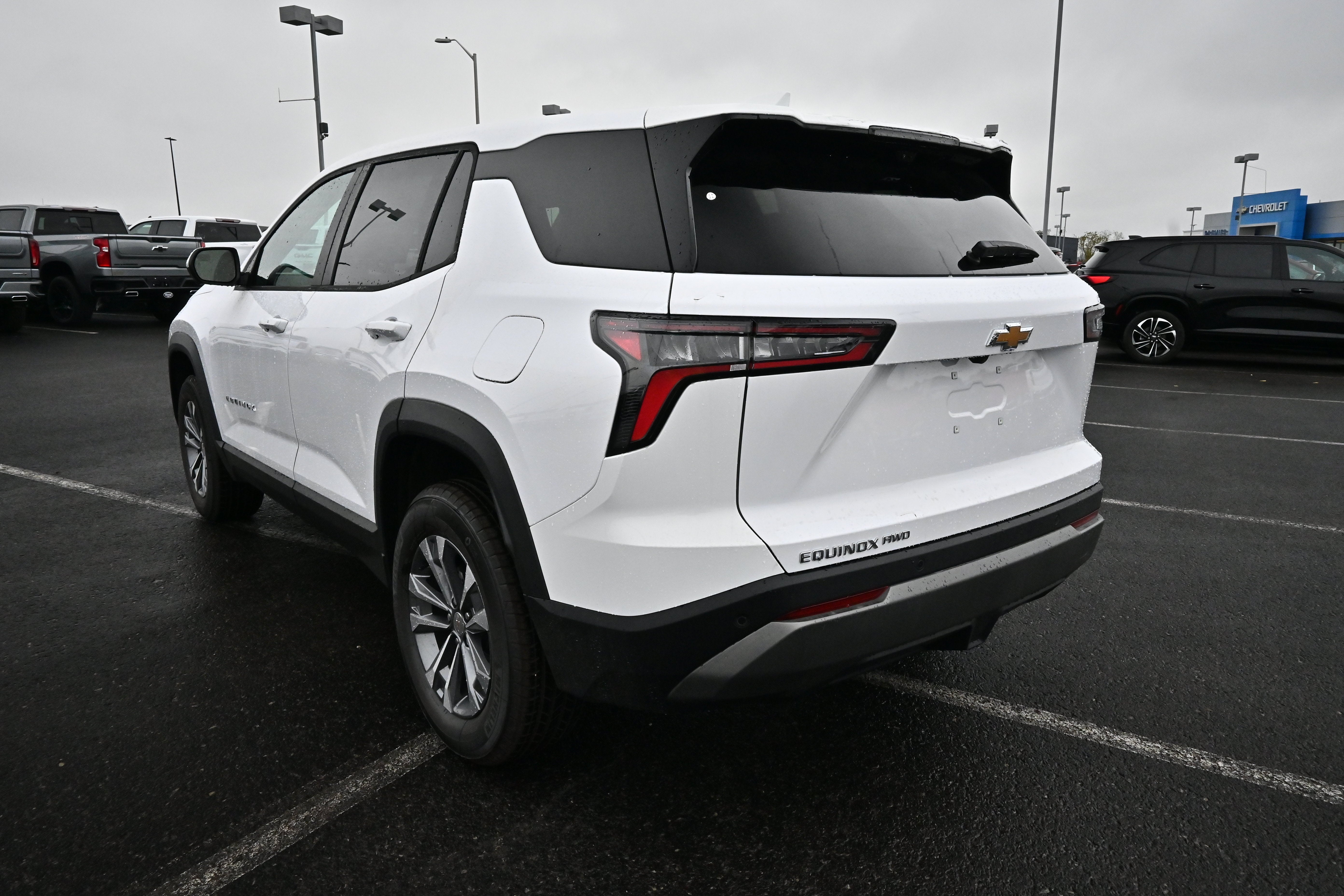 2027 Chevrolet Equinox LT