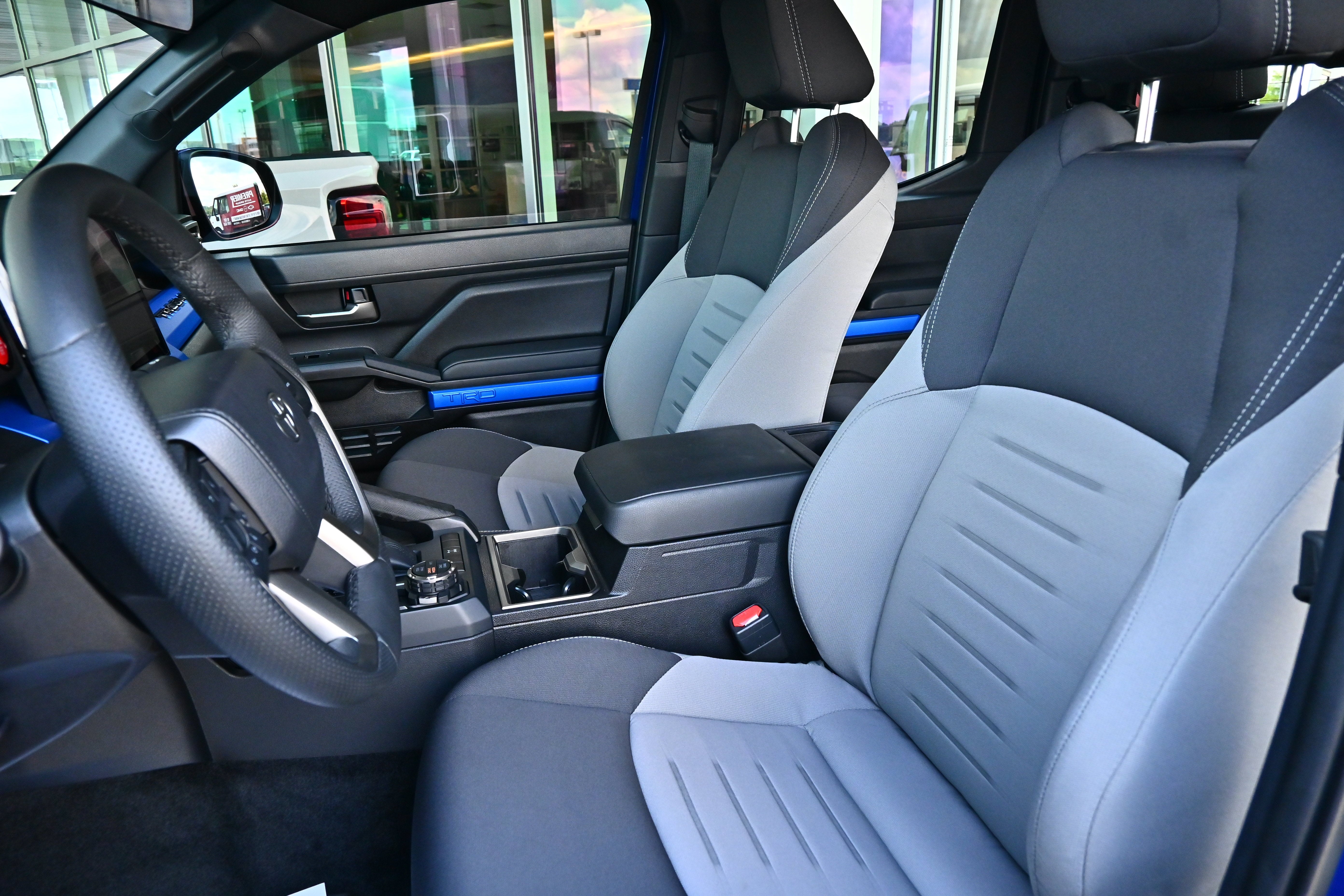 2025 Toyota Tacoma 4WD SR