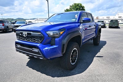 2025 Toyota Tacoma 4WD SR