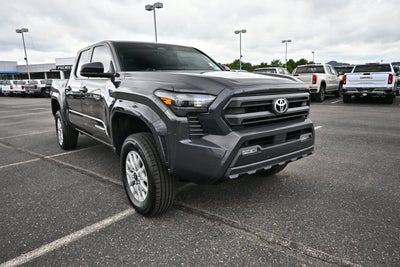 2025 Toyota Tacoma 4WD SR