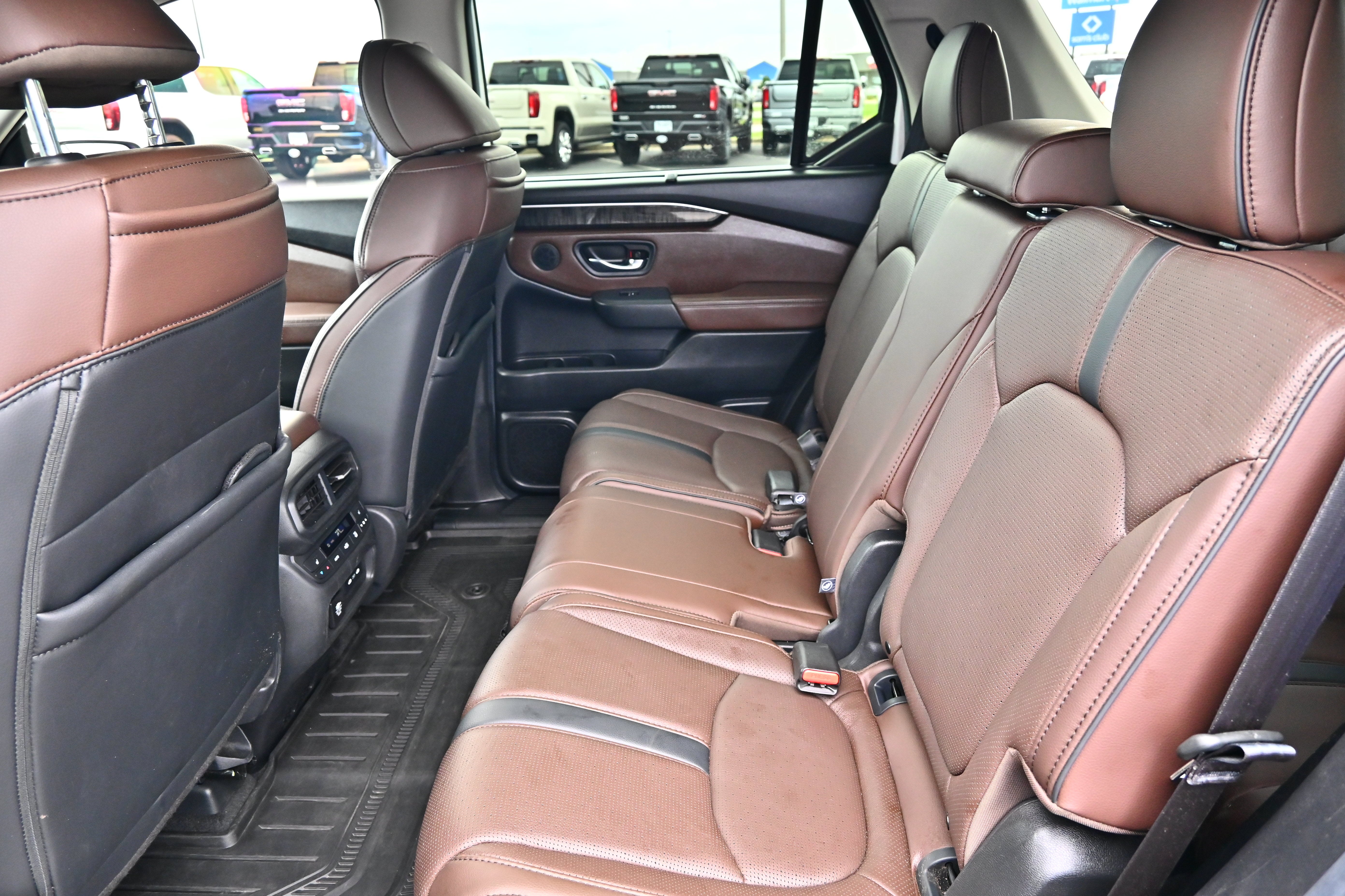 2025 Honda Pilot Elite