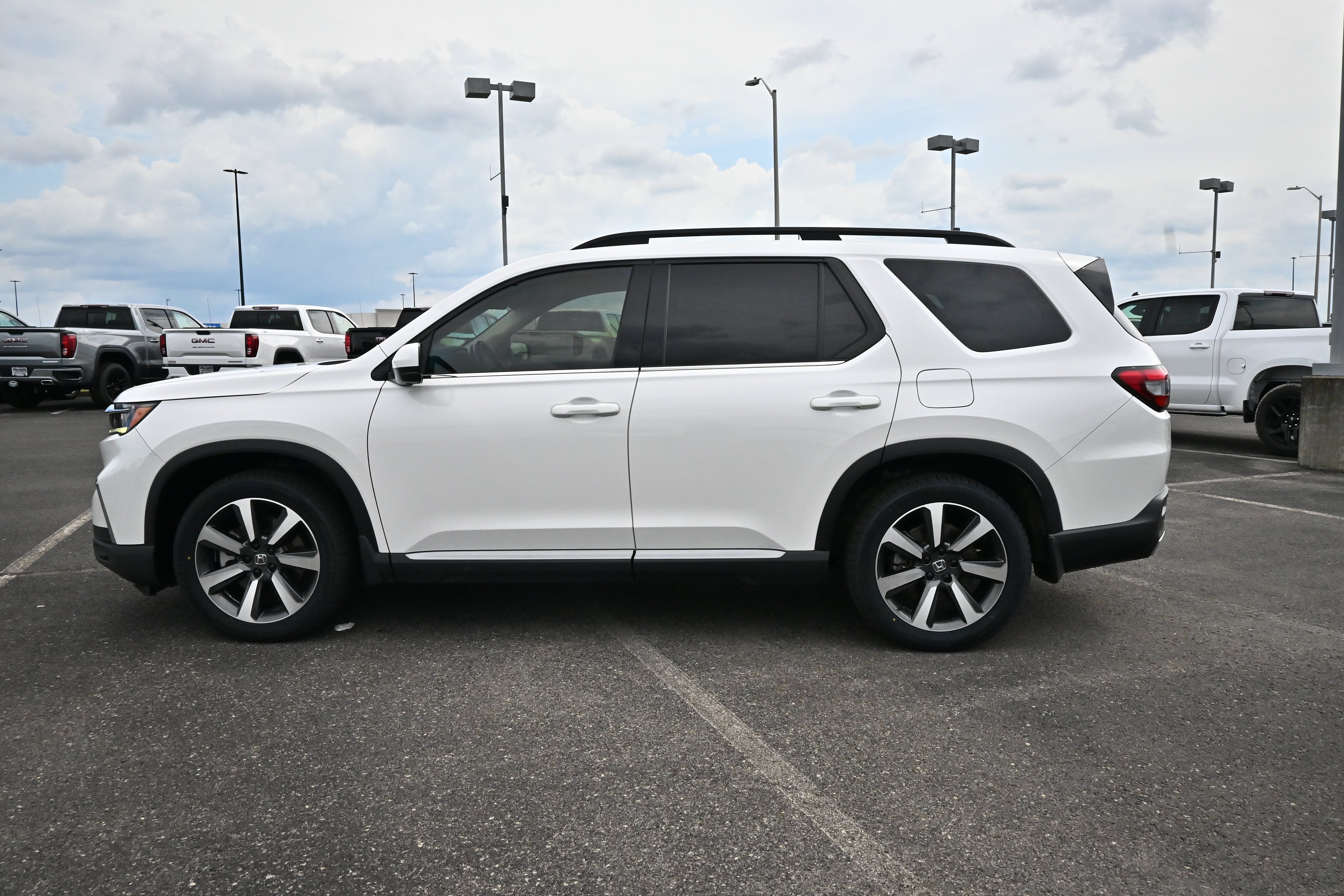 2025 Honda Pilot Elite