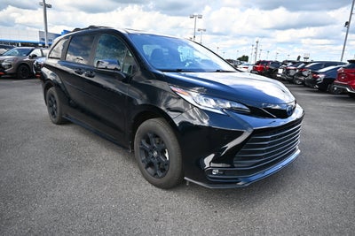2025 Toyota Sienna XSE