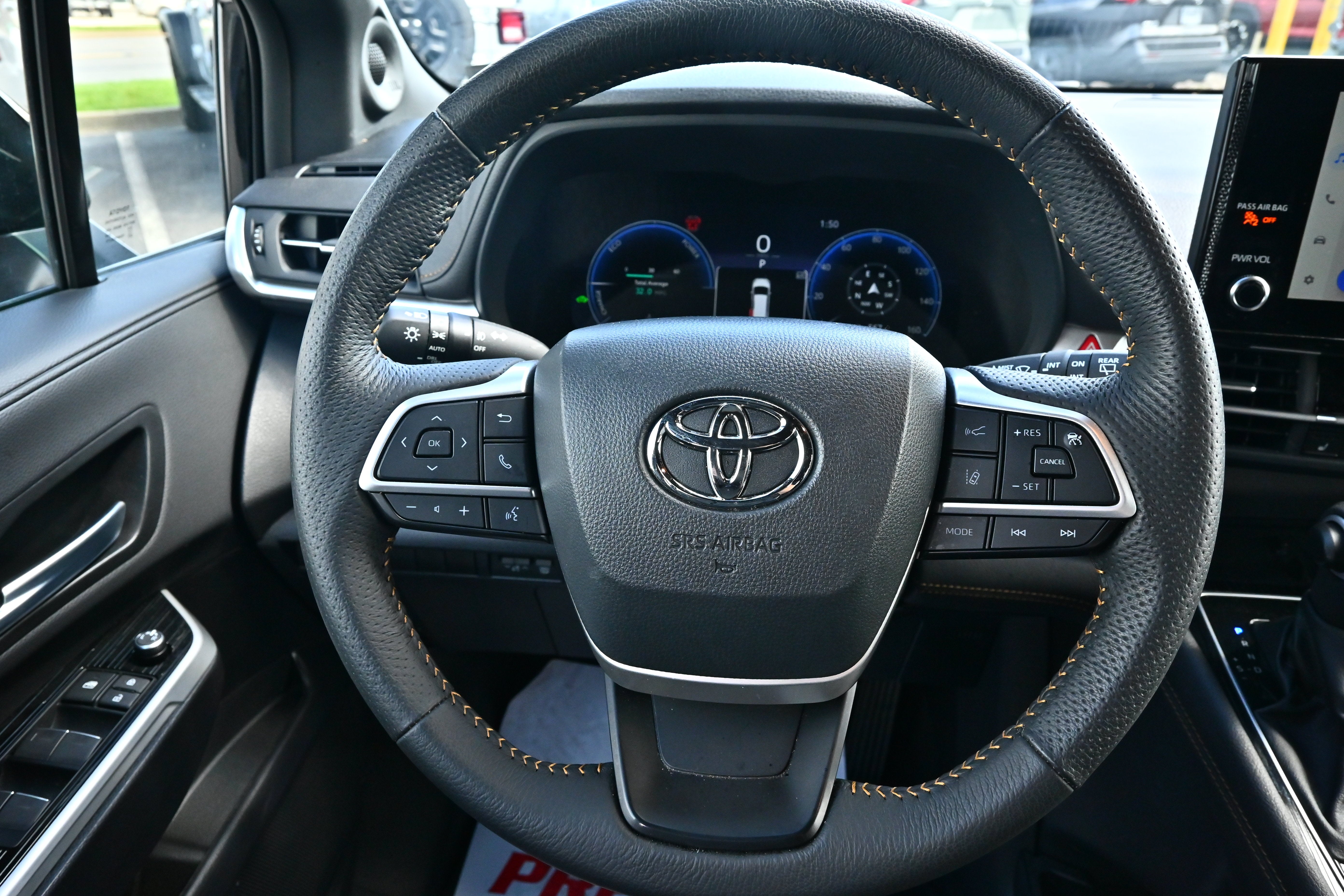 2025 Toyota Sienna XSE