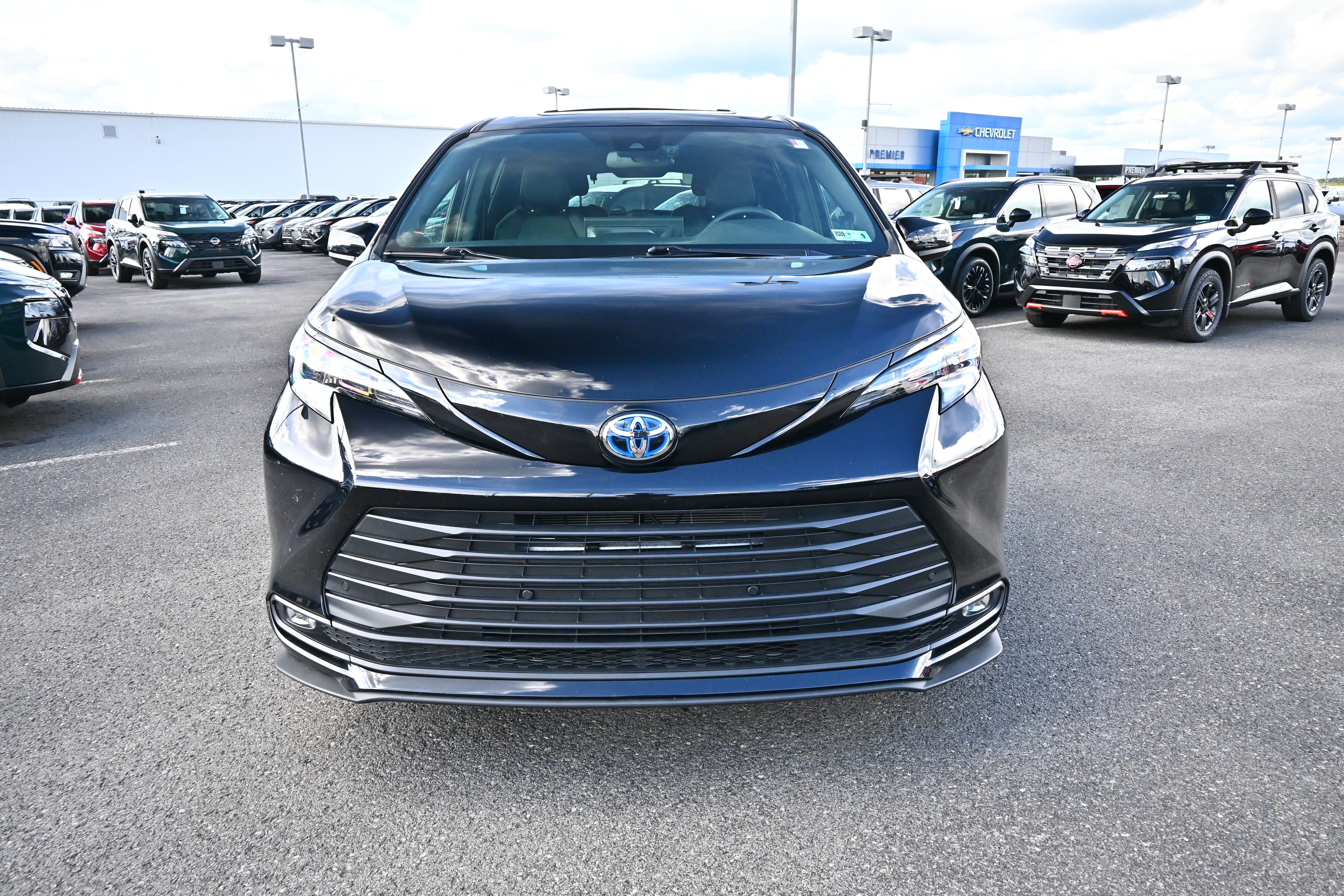 2025 Toyota Sienna XSE