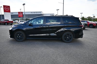 2025 Toyota Sienna XSE