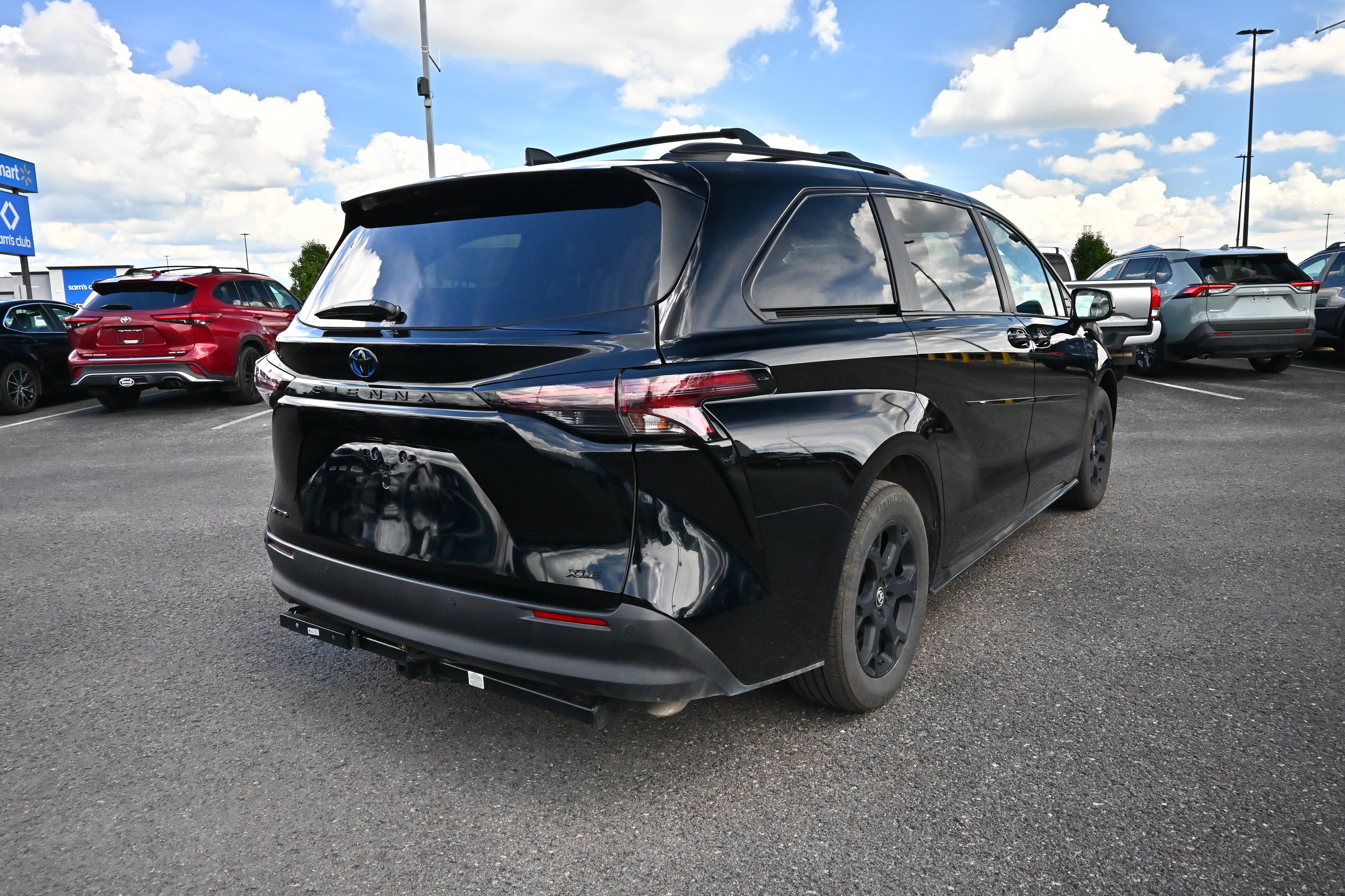 2025 Toyota Sienna XSE