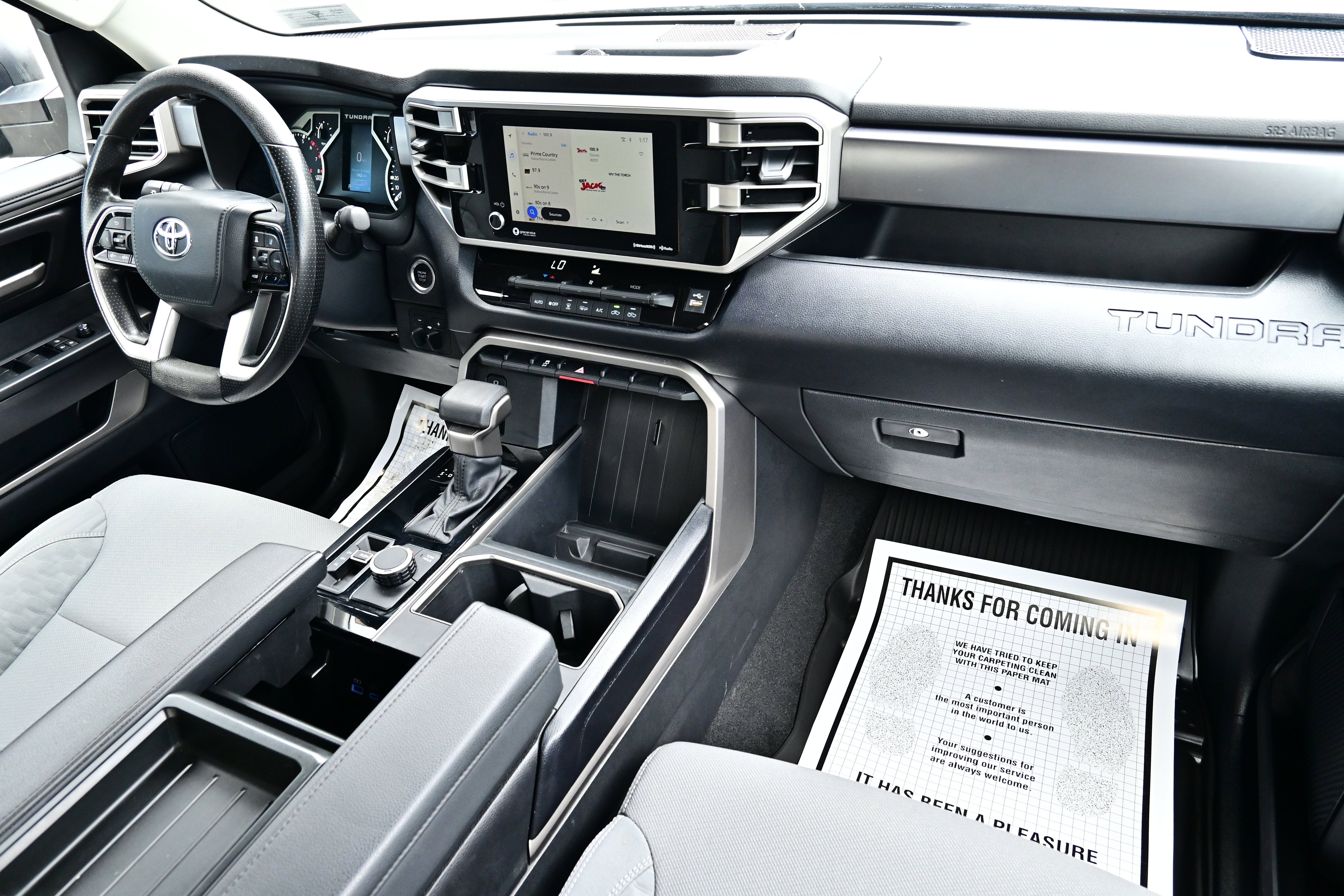 2024 Toyota Tundra 4WD SR5