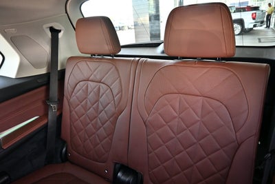 2027 BMW X7 xDrive40i