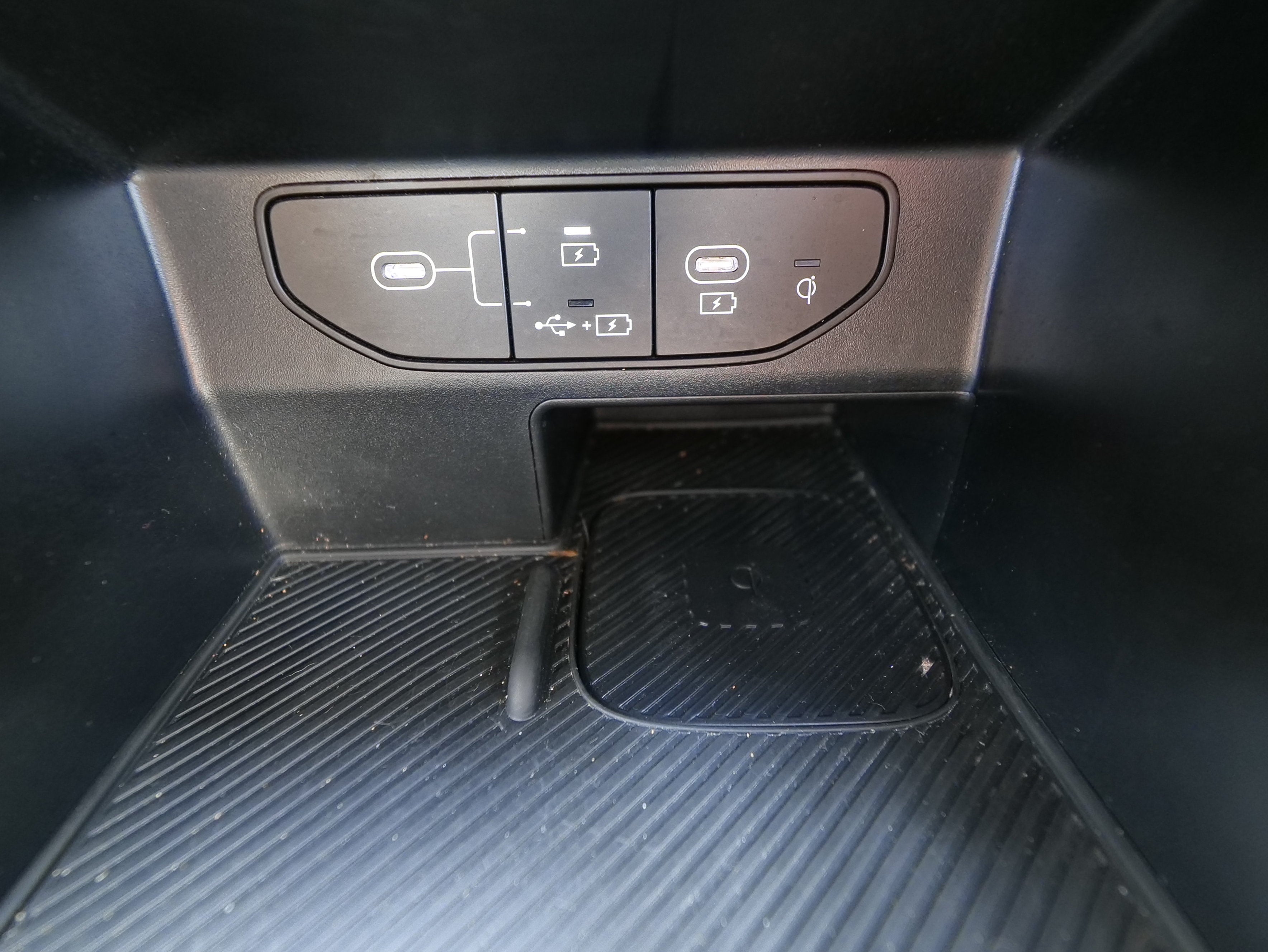 2024 Kia Sorento X-Line EX