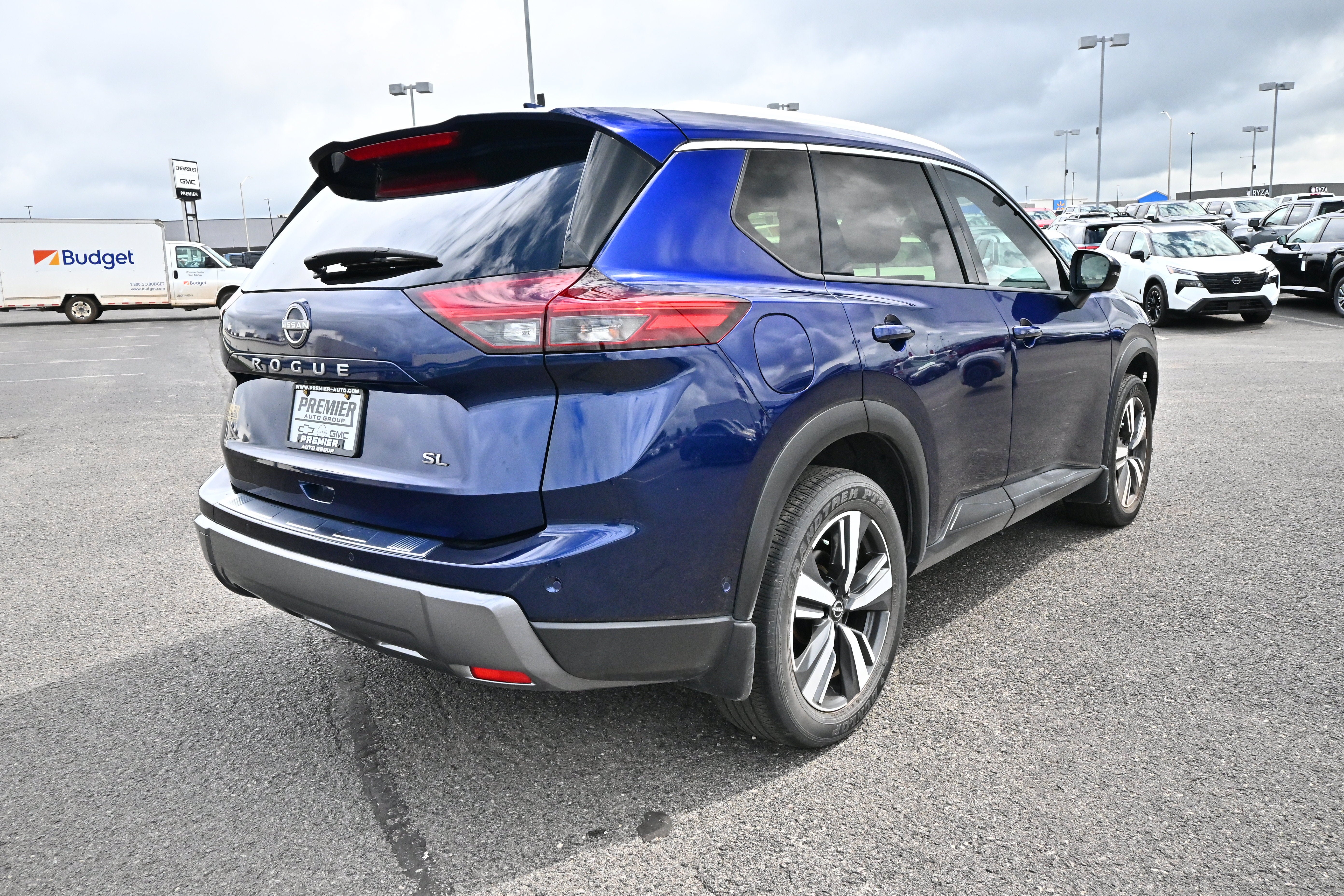 2024 Nissan Rogue SL