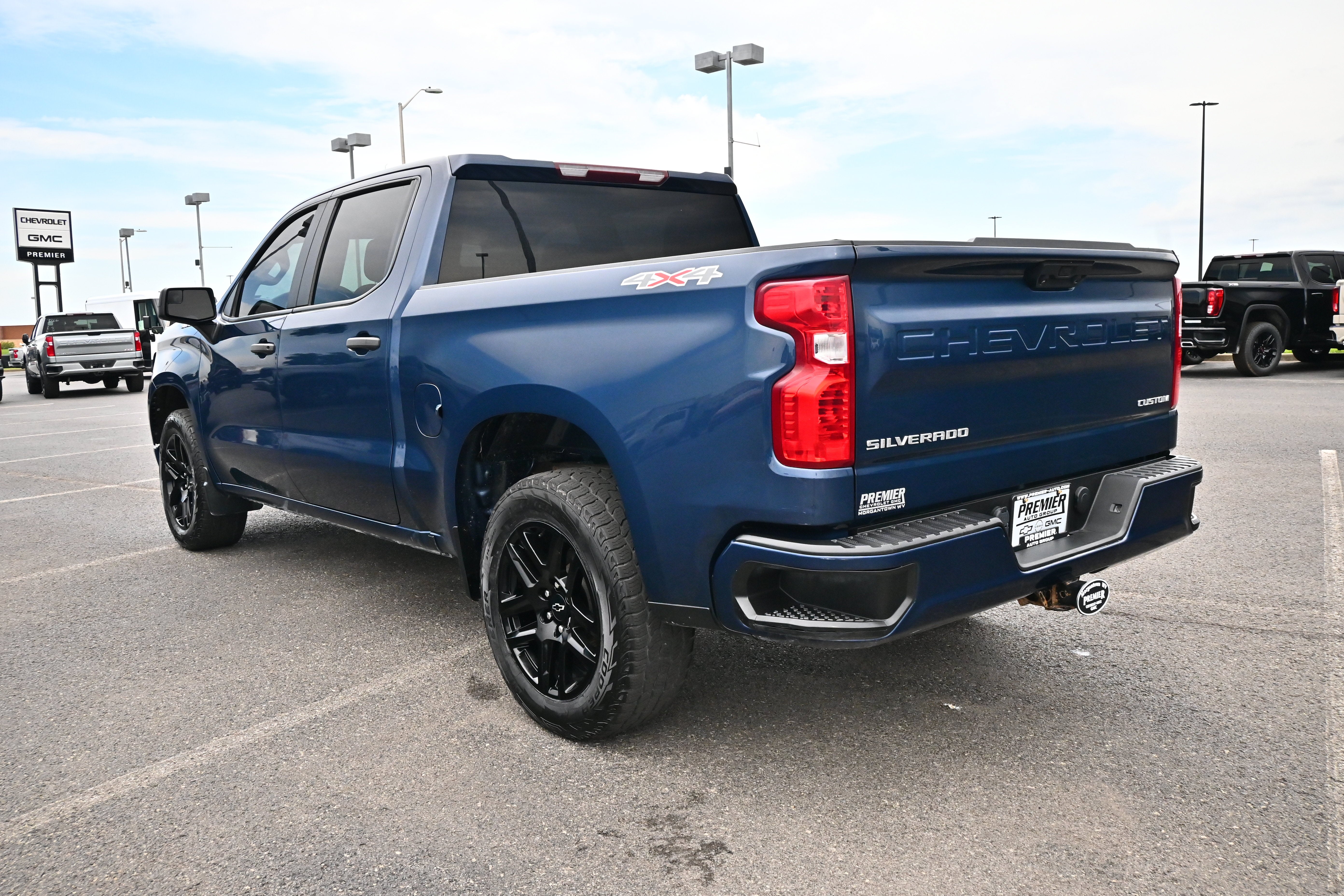 2023 Chevrolet Silverado 1500 Custom