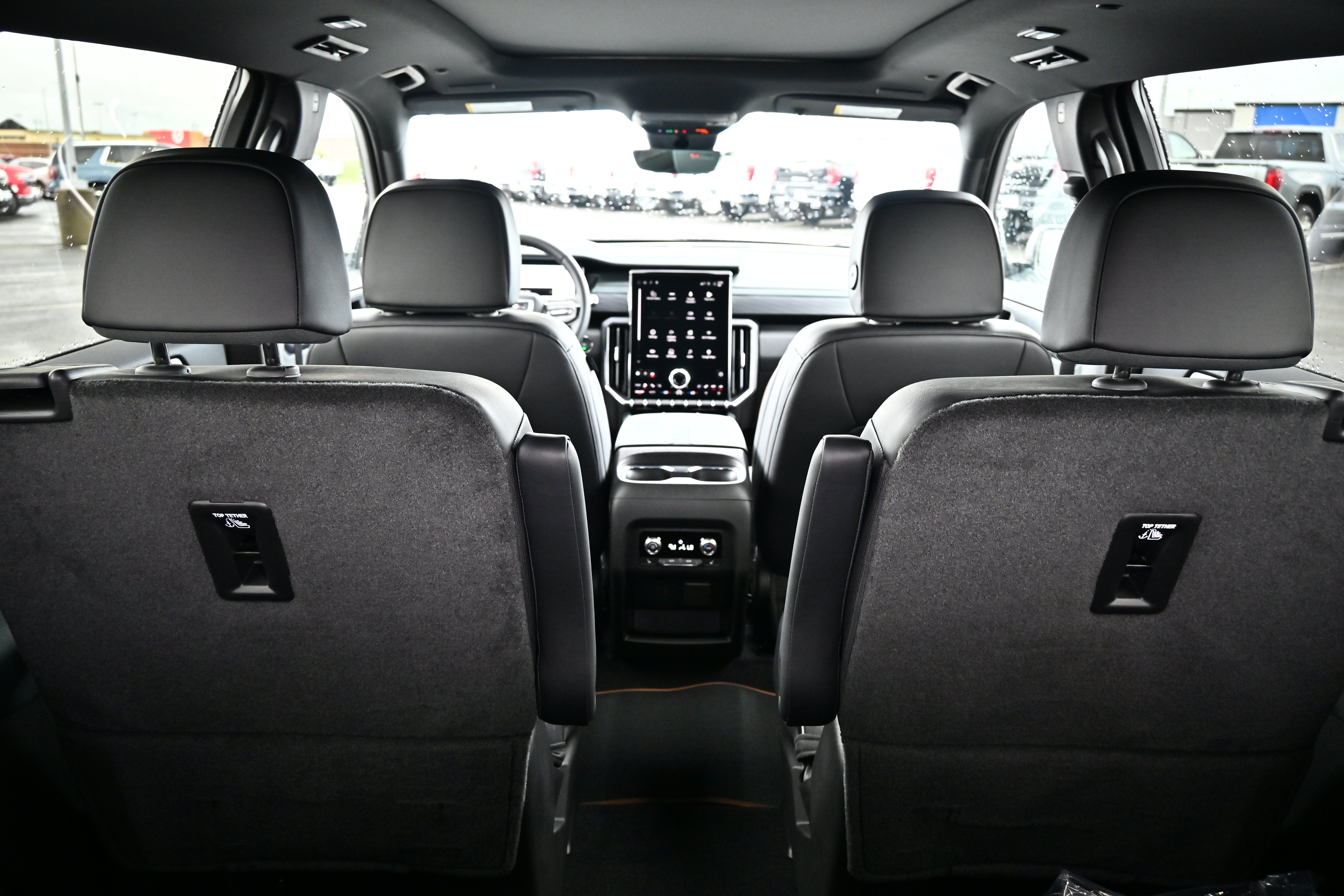 2027 GMC Acadia AT4