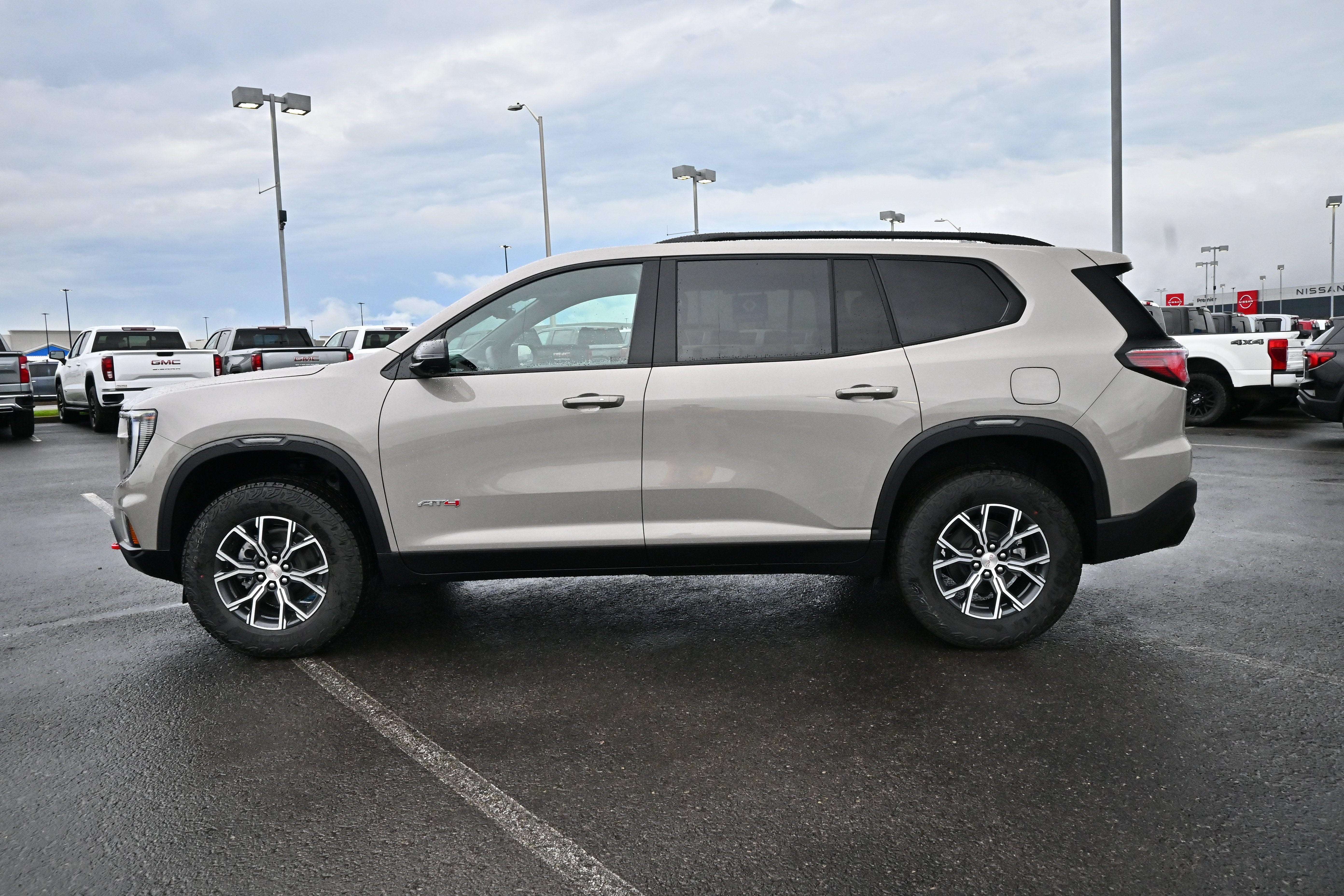 2027 GMC Acadia AT4