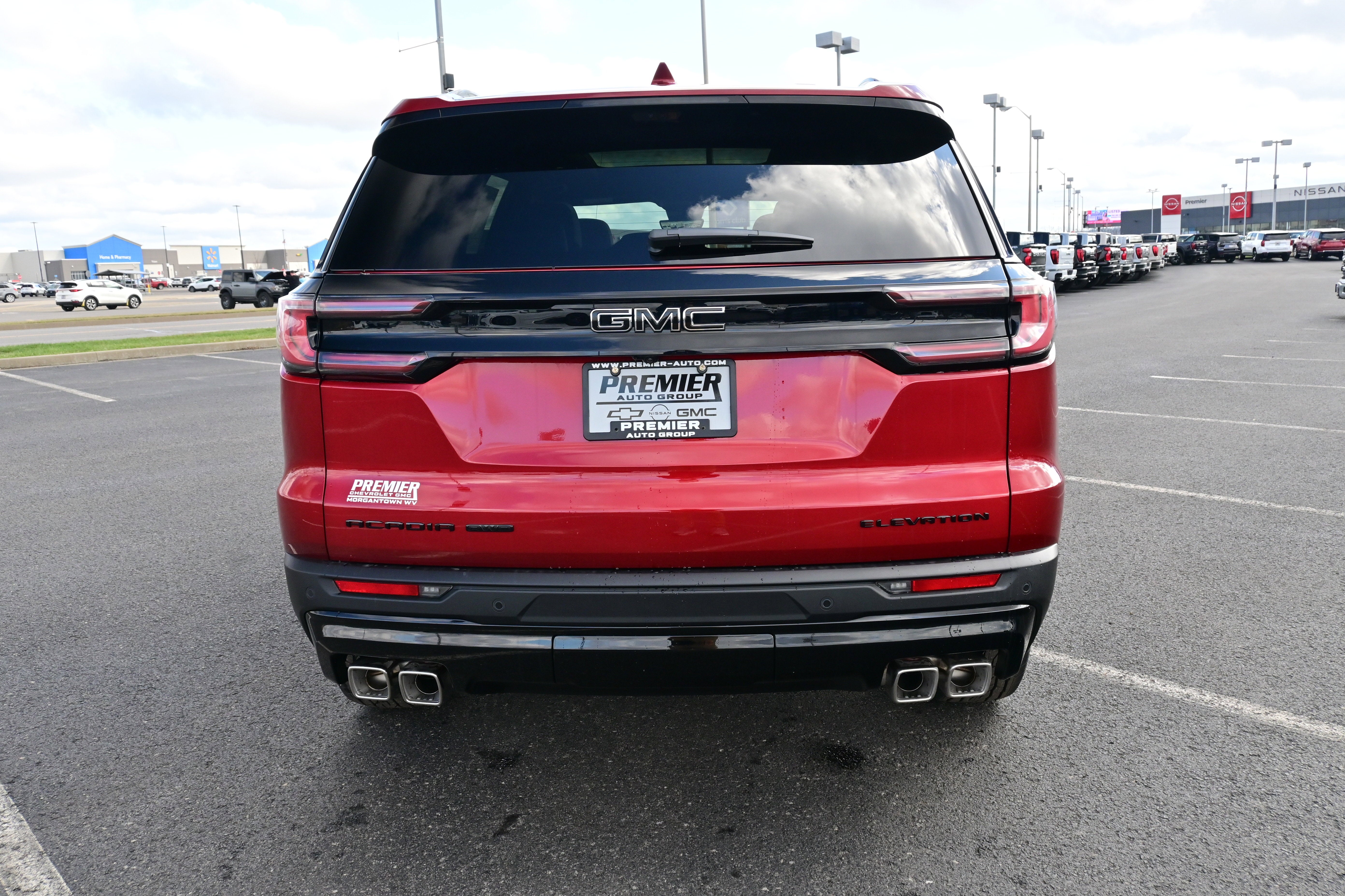 2026 GMC Acadia Elevation