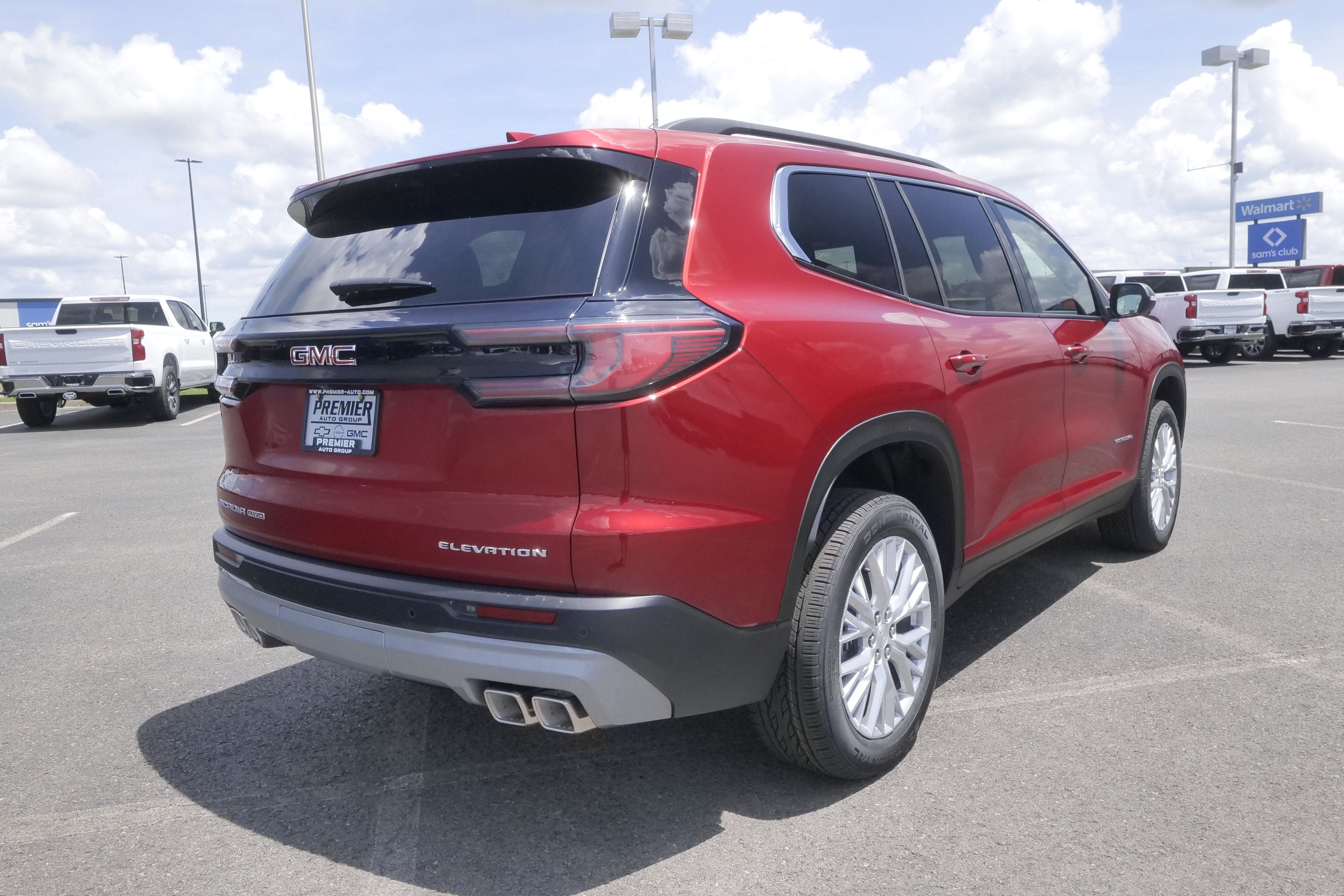2026 GMC Acadia Elevation