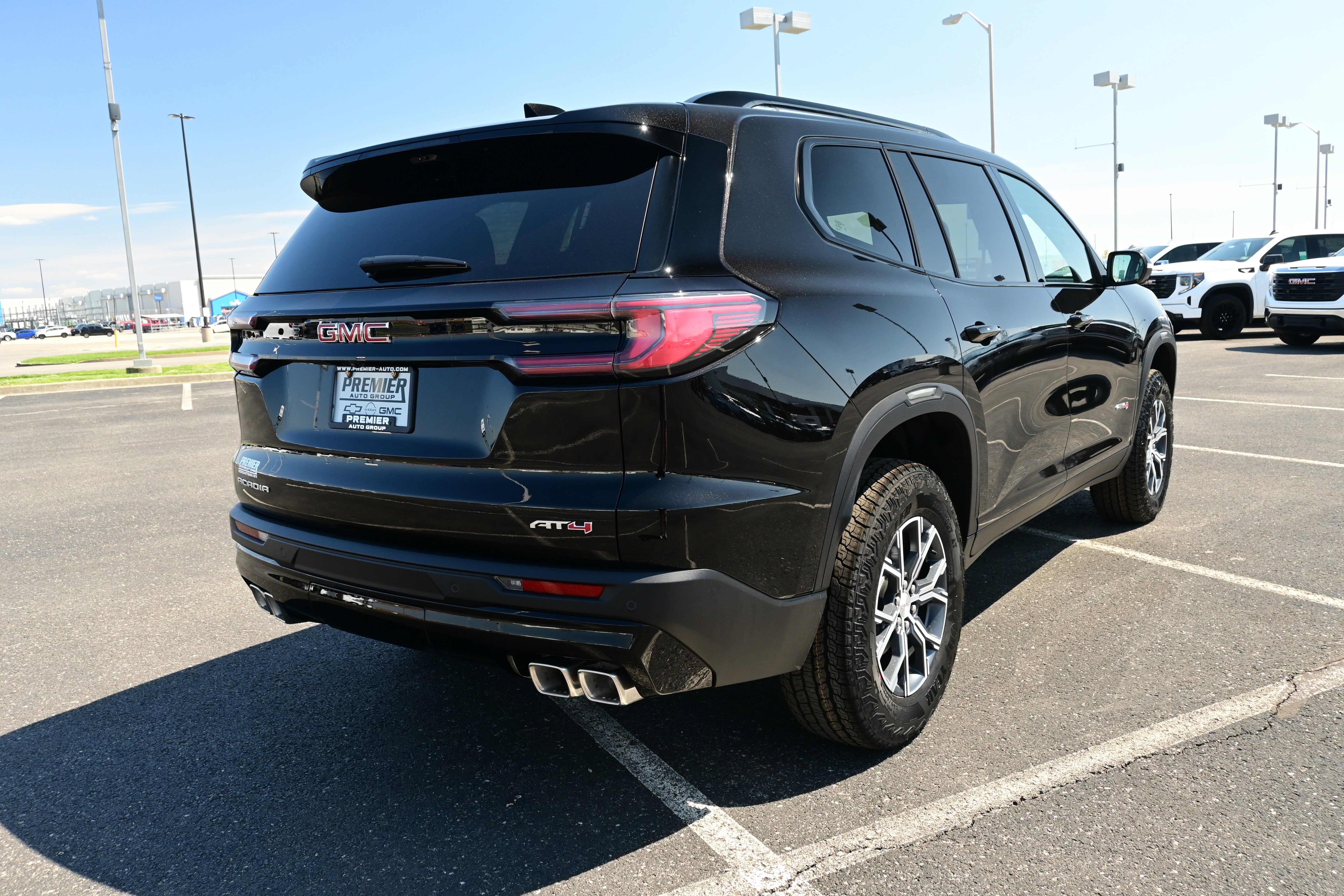 2026 GMC Acadia AT4