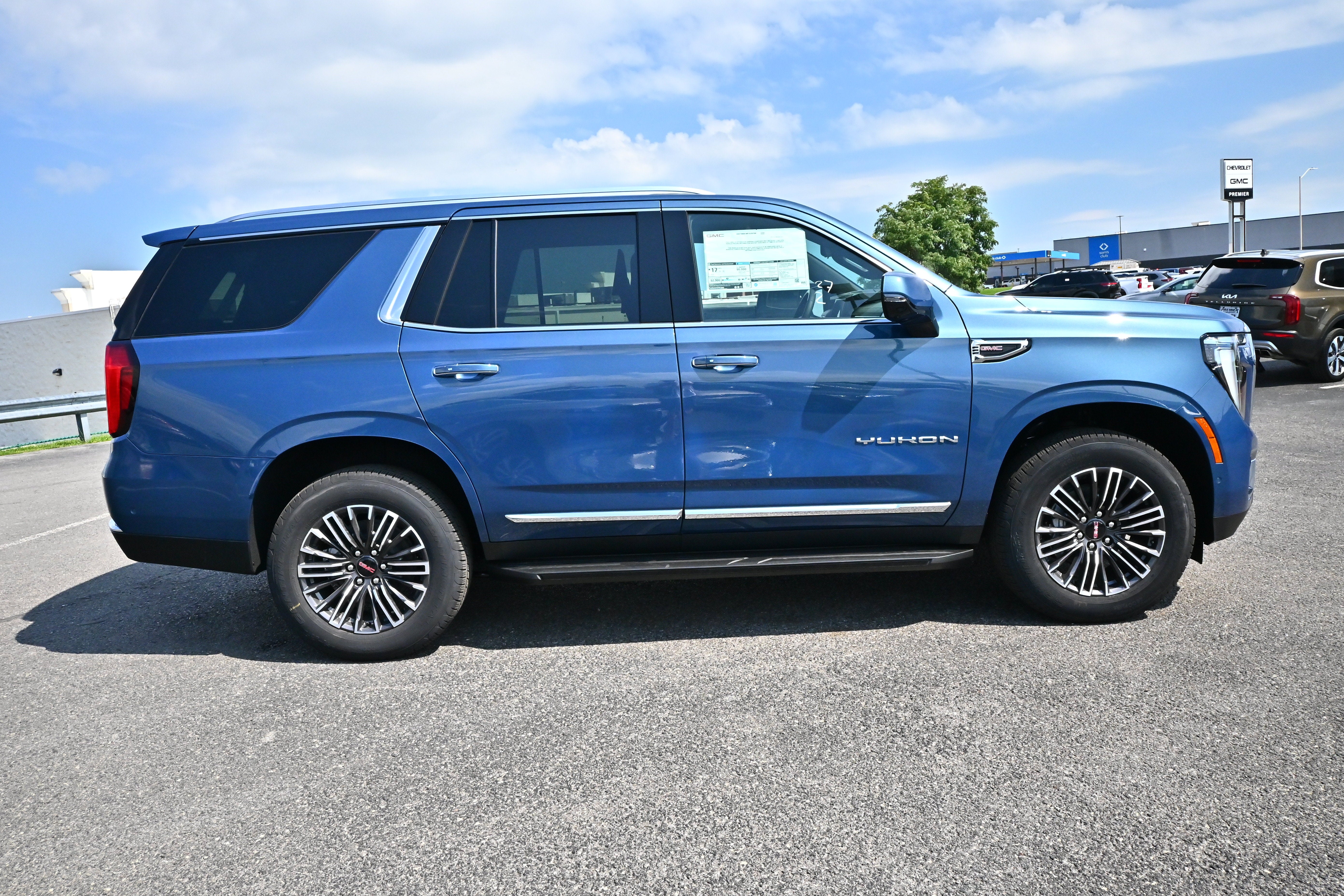 2026 GMC Yukon Elevation