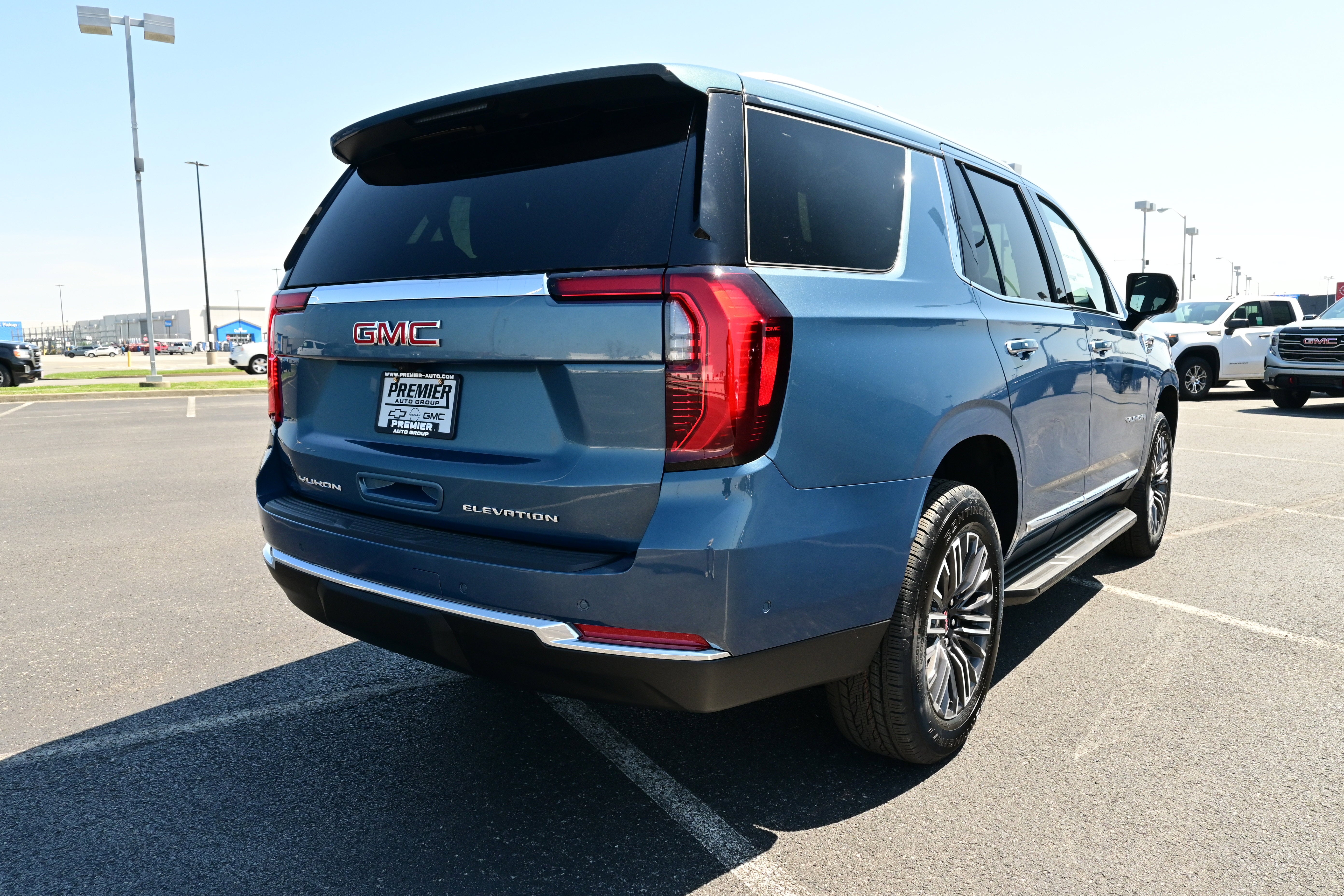 2026 GMC Yukon Elevation