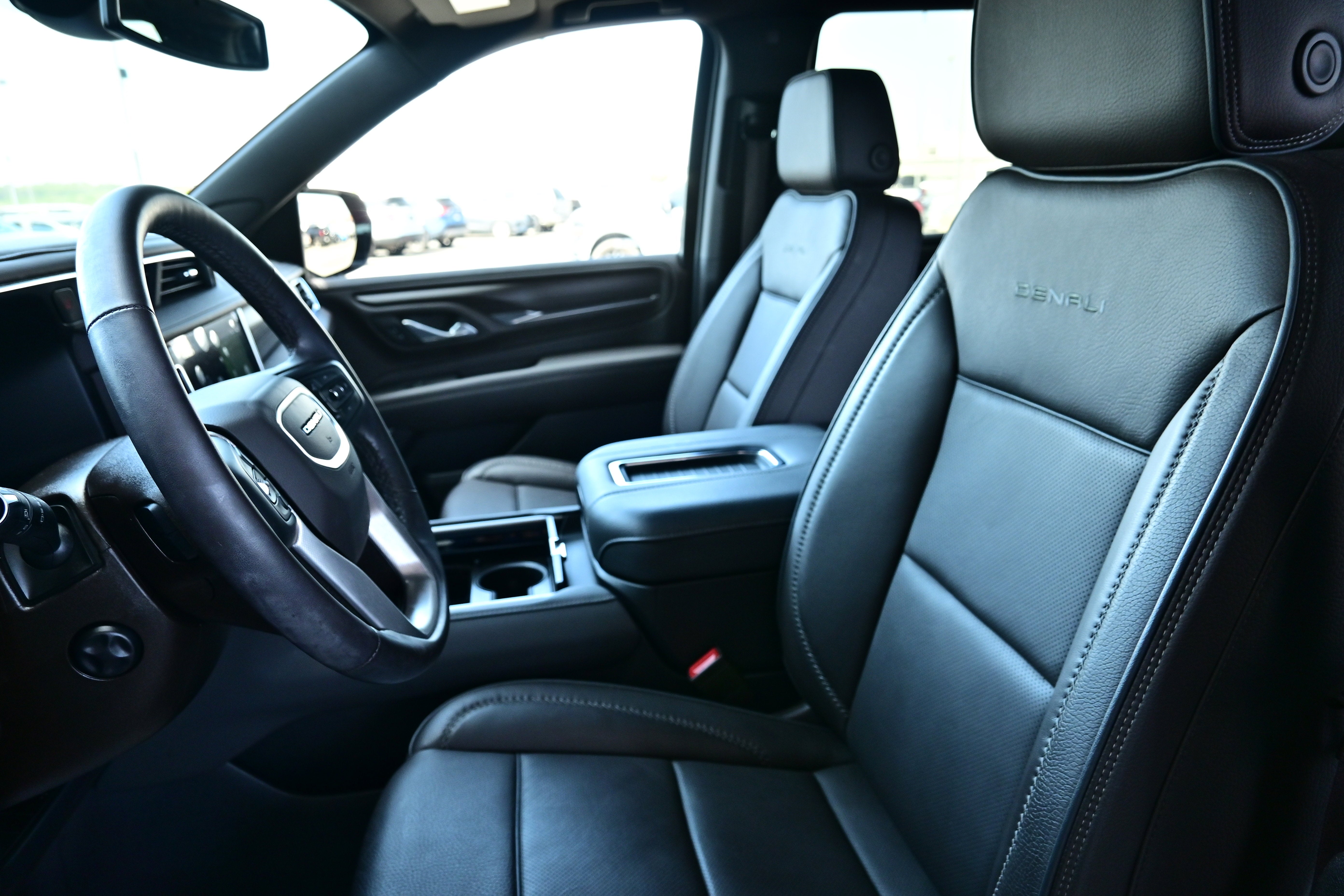 2024 GMC Yukon Denali