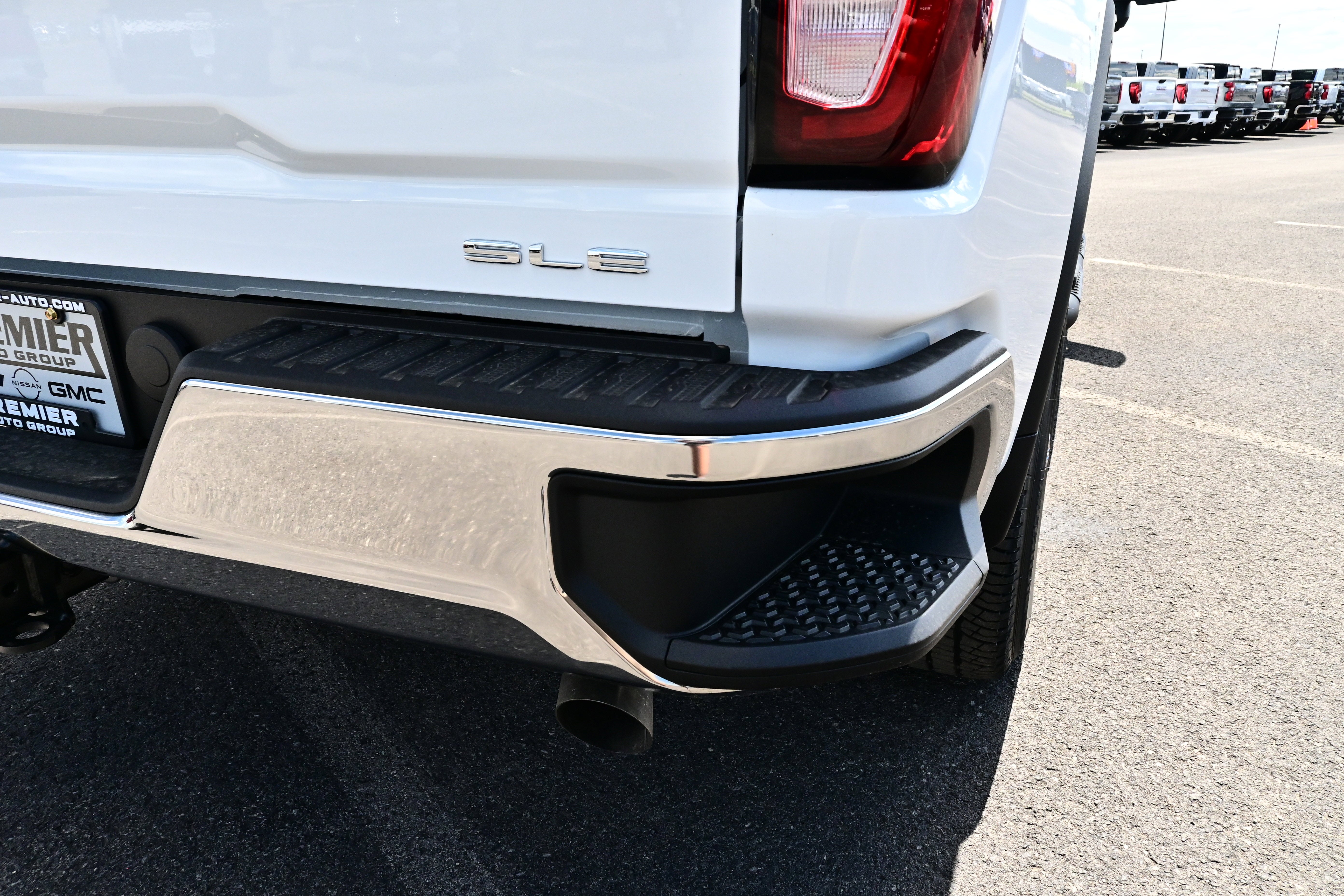 2026 GMC Sierra 2500 HD SLE
