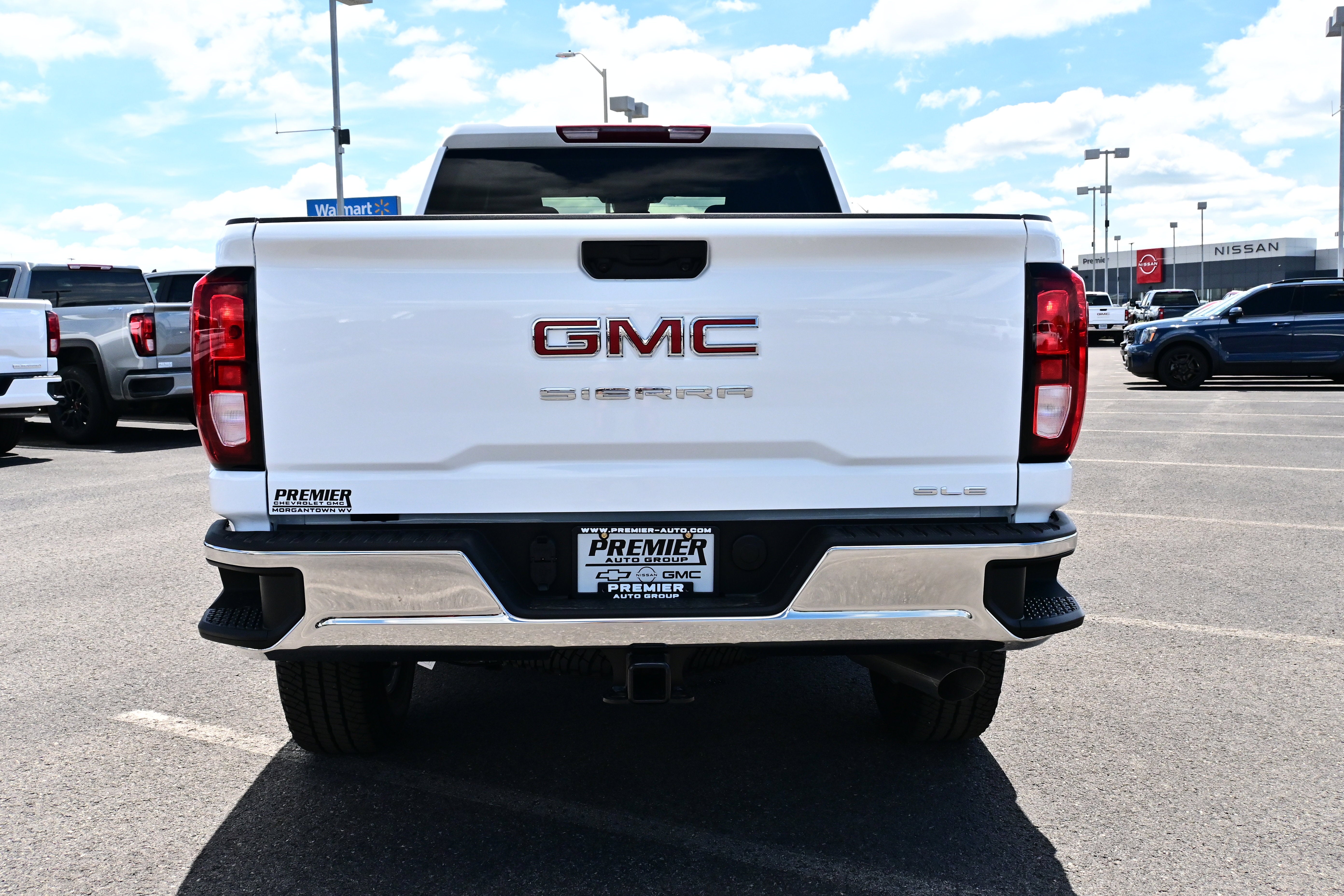 2026 GMC Sierra 2500 HD SLE