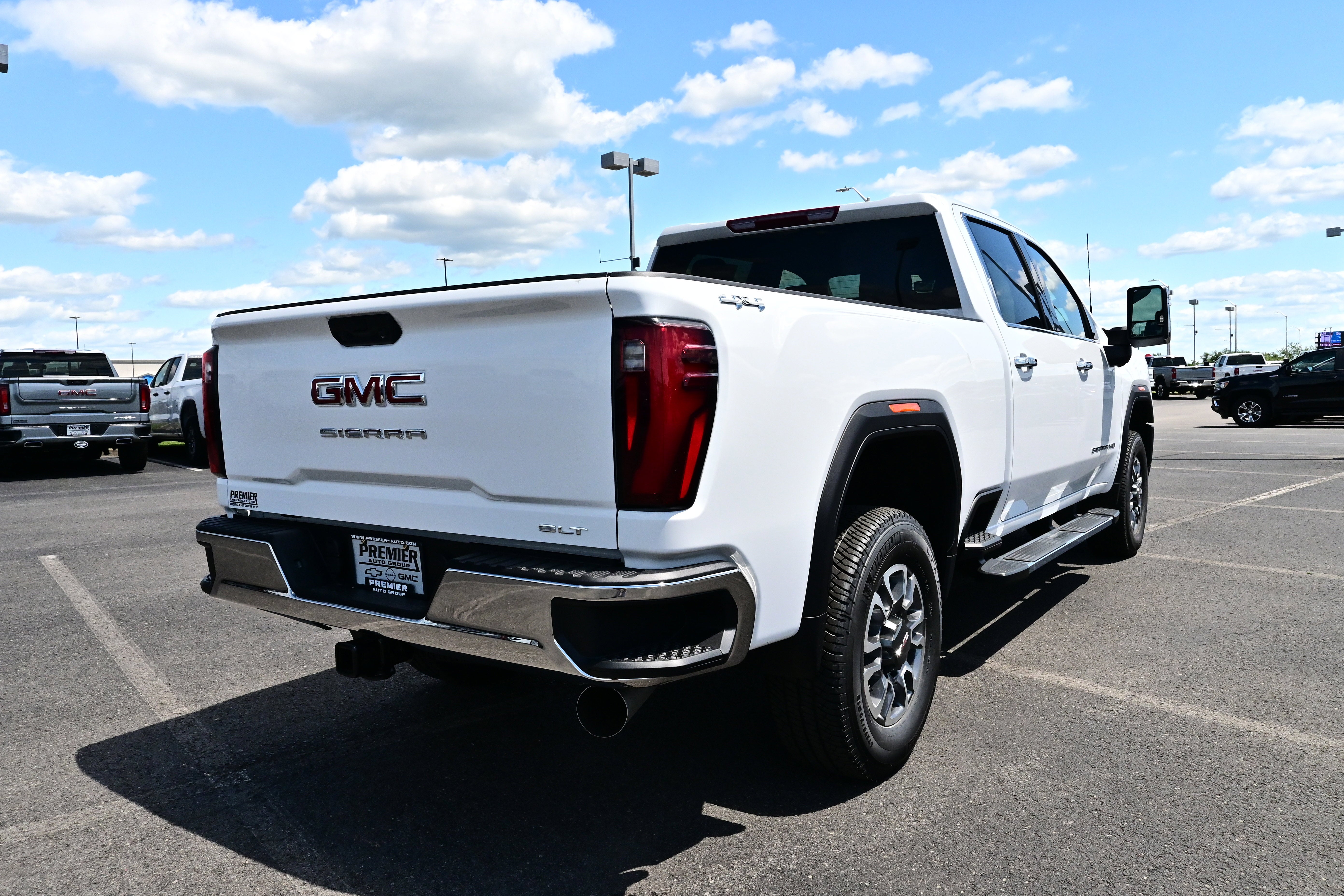 2026 GMC Sierra 2500 HD SLT