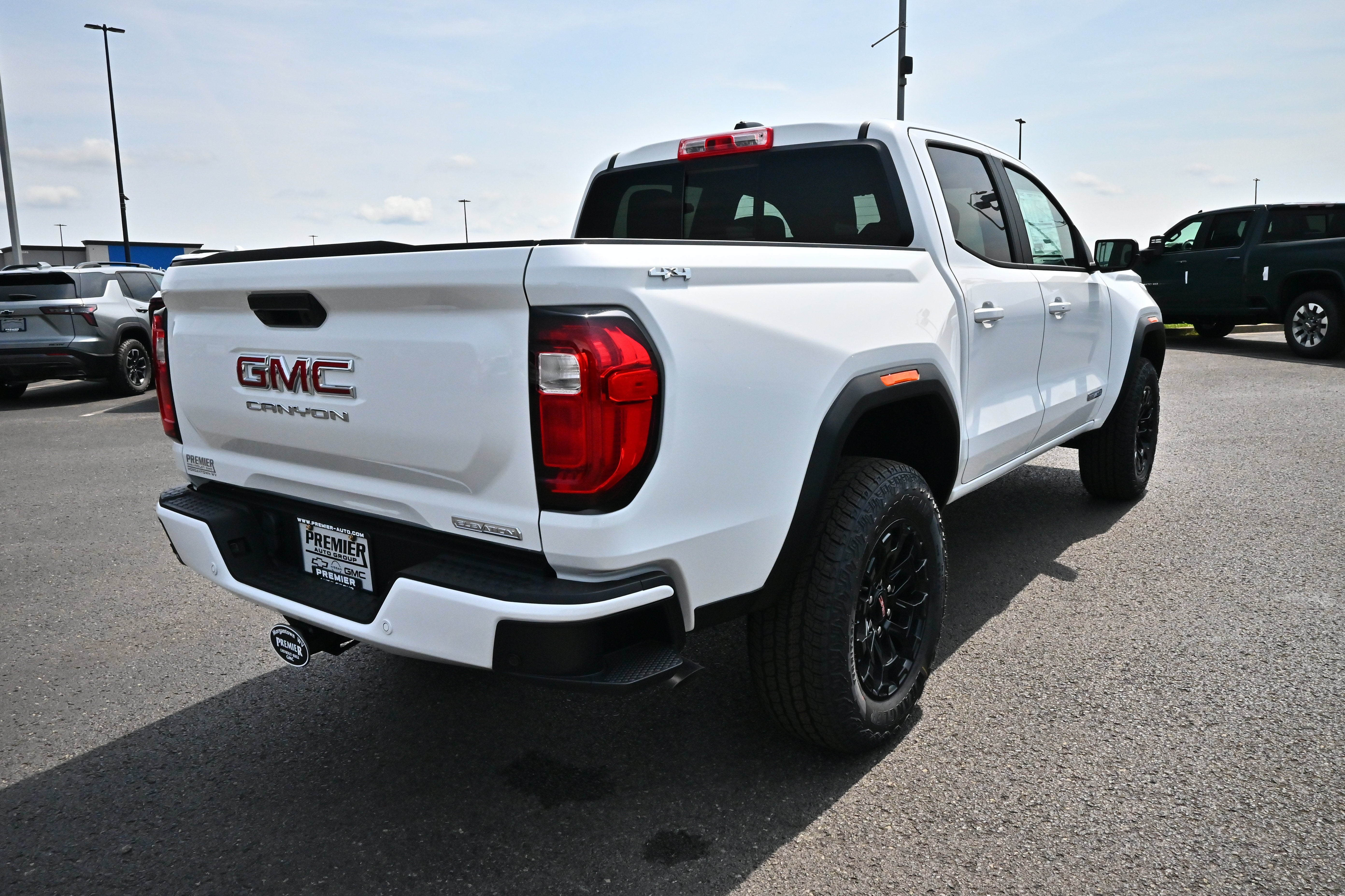 2026 GMC Canyon Elevation