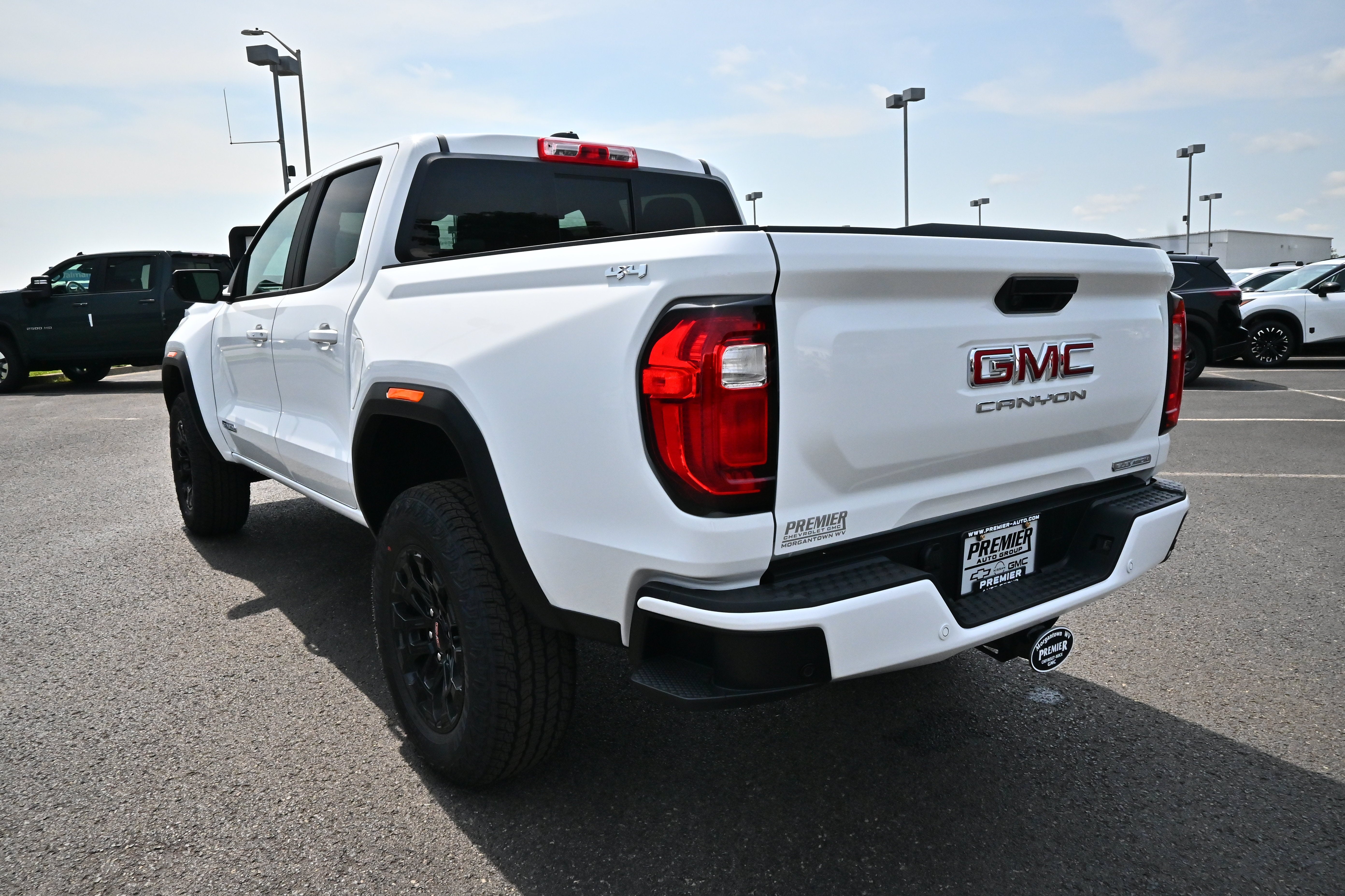 2026 GMC Canyon Elevation