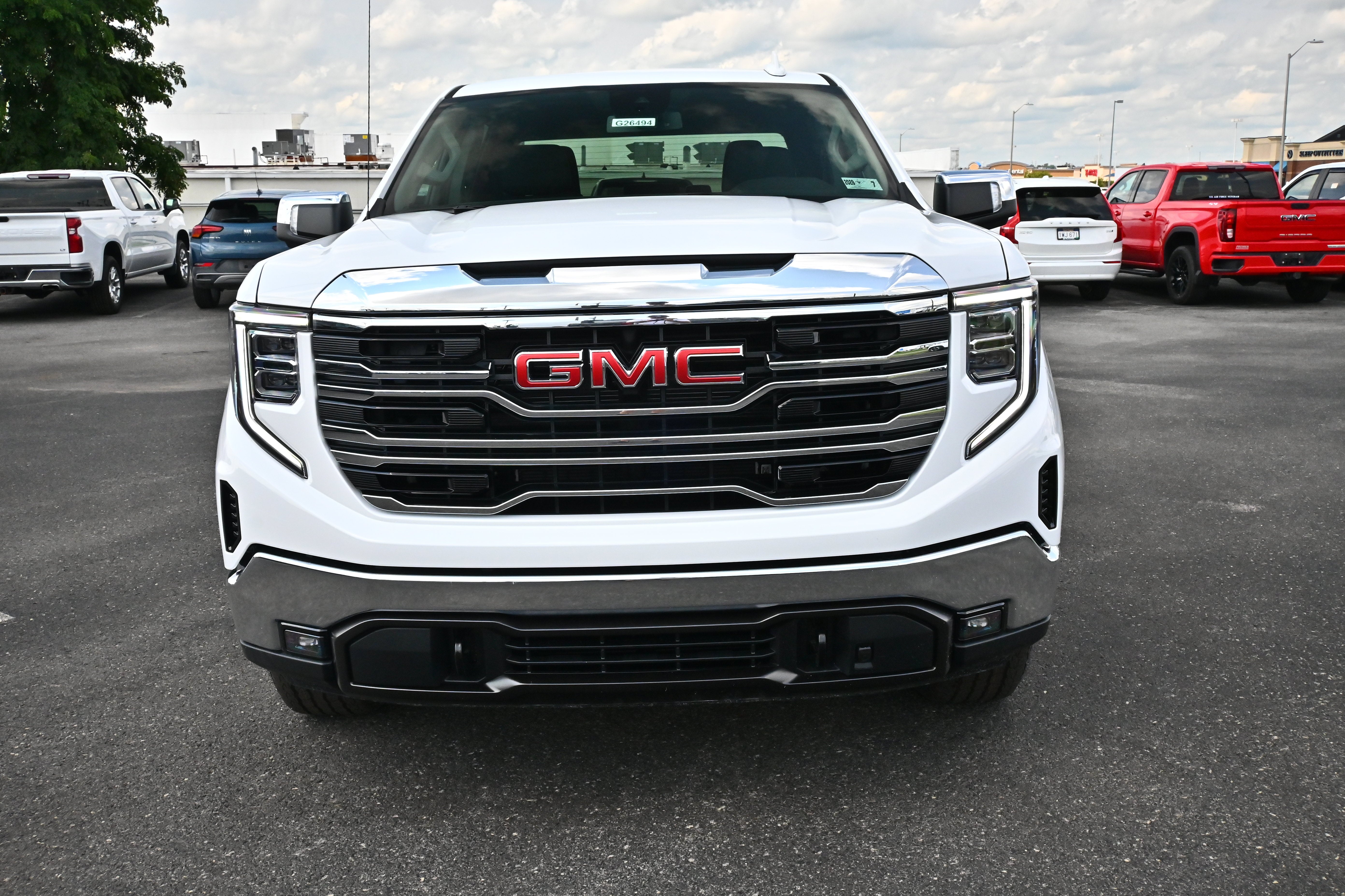 2026 GMC Sierra 1500 SLT