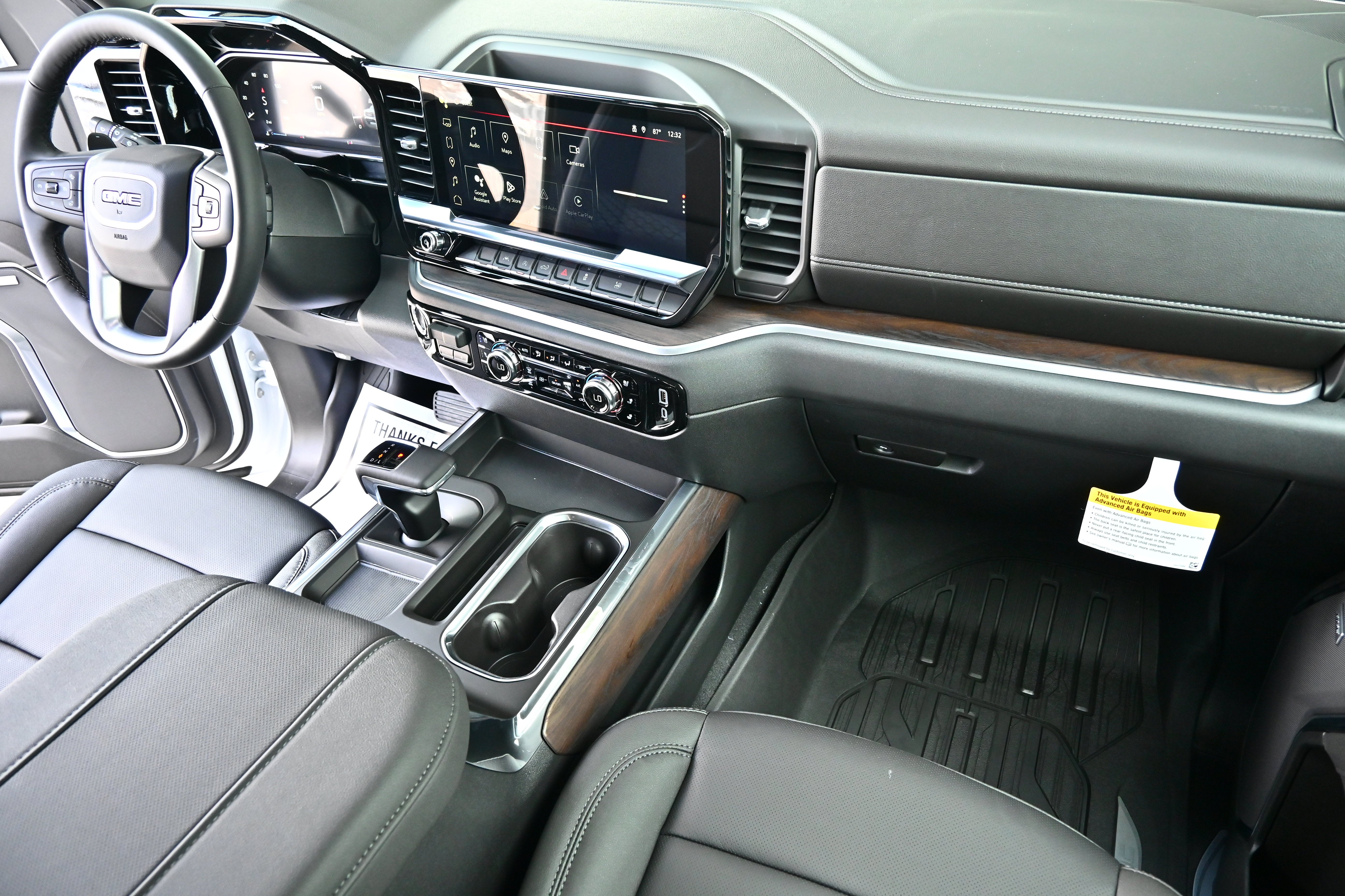 2026 GMC Sierra 1500 SLT - Photo 21