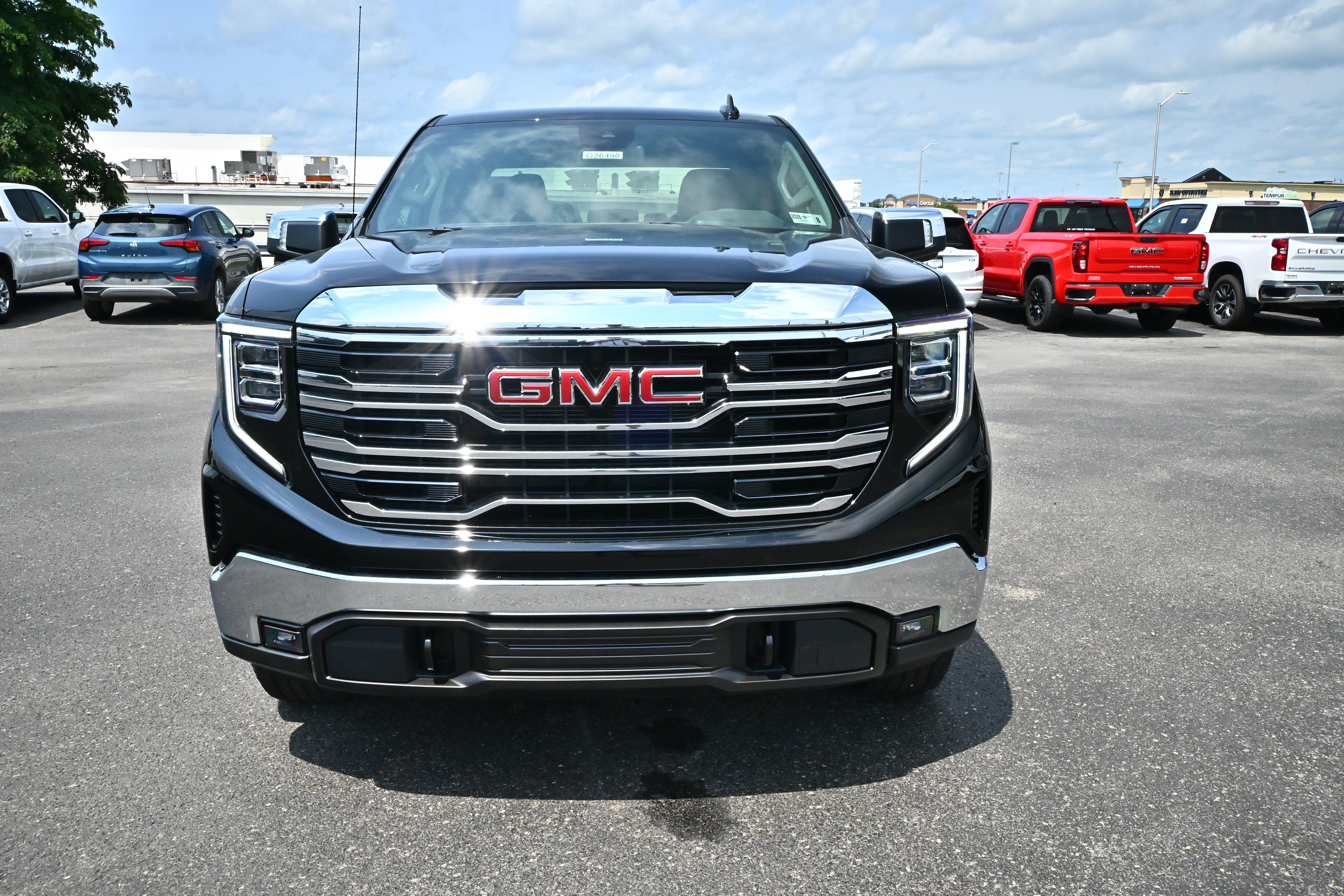 2026 GMC Sierra 1500 SLT