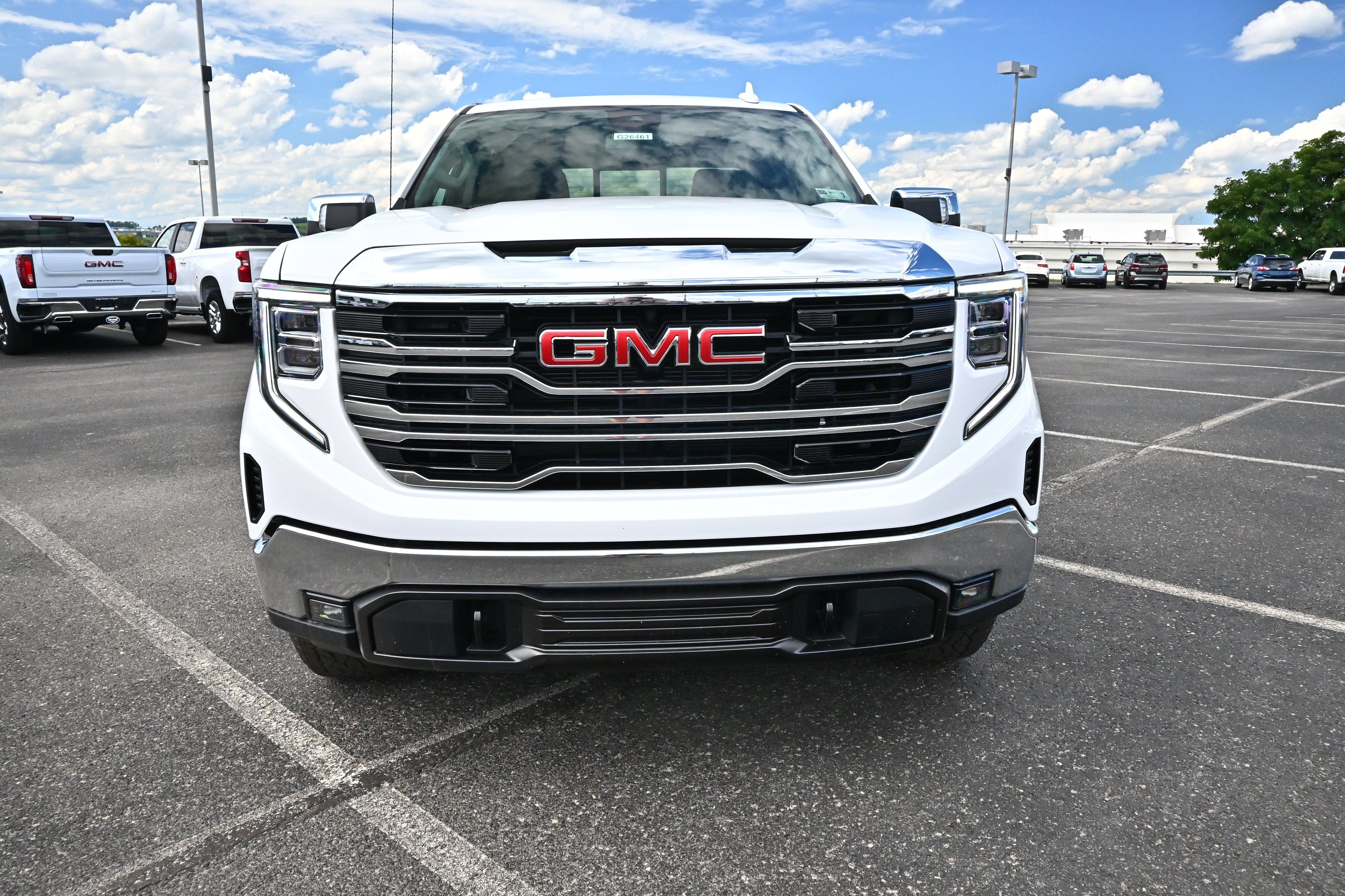 2026 GMC Sierra 1500 SLT