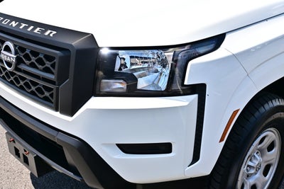 2022 Nissan Frontier S