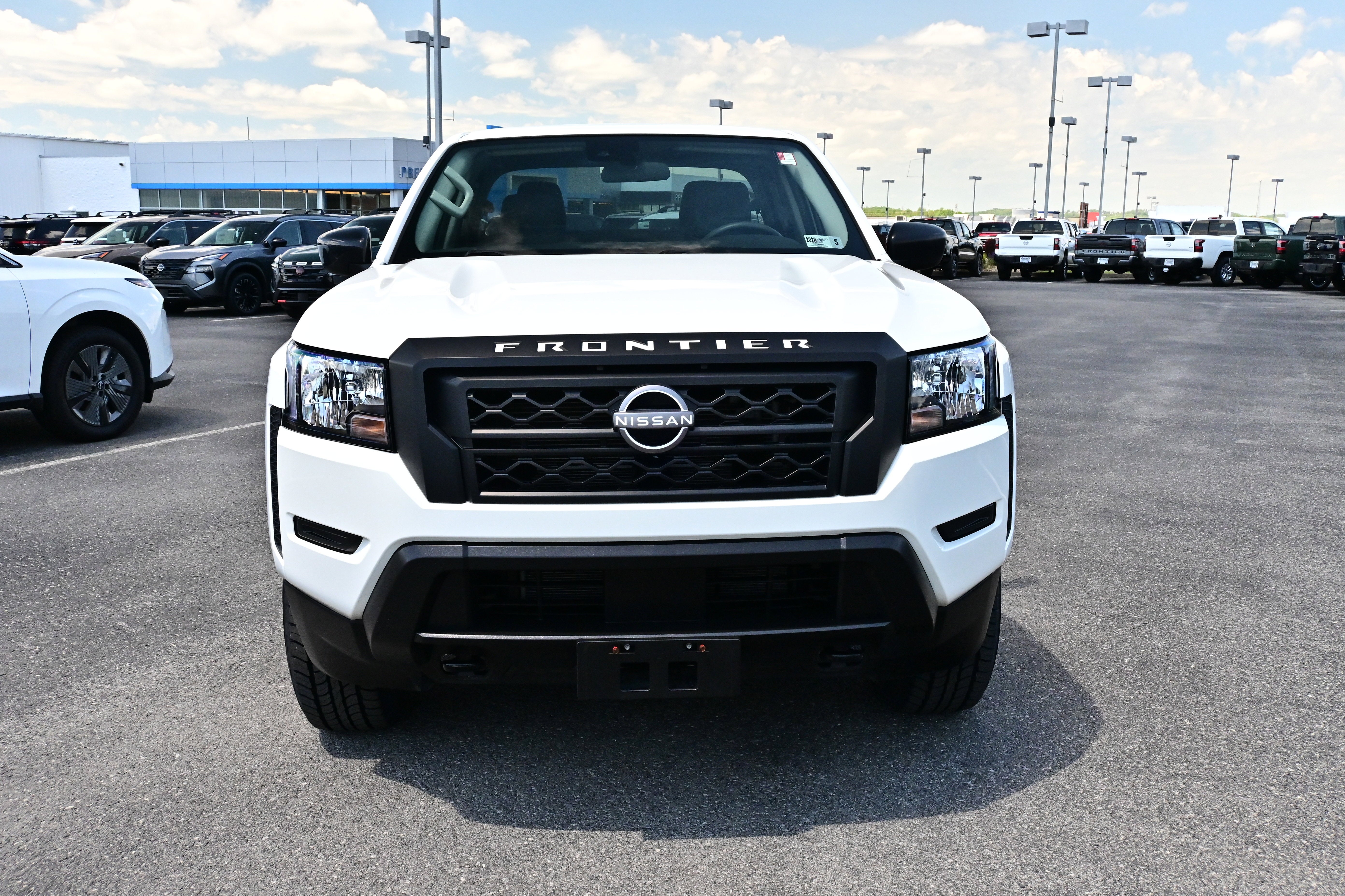 2022 Nissan Frontier S
