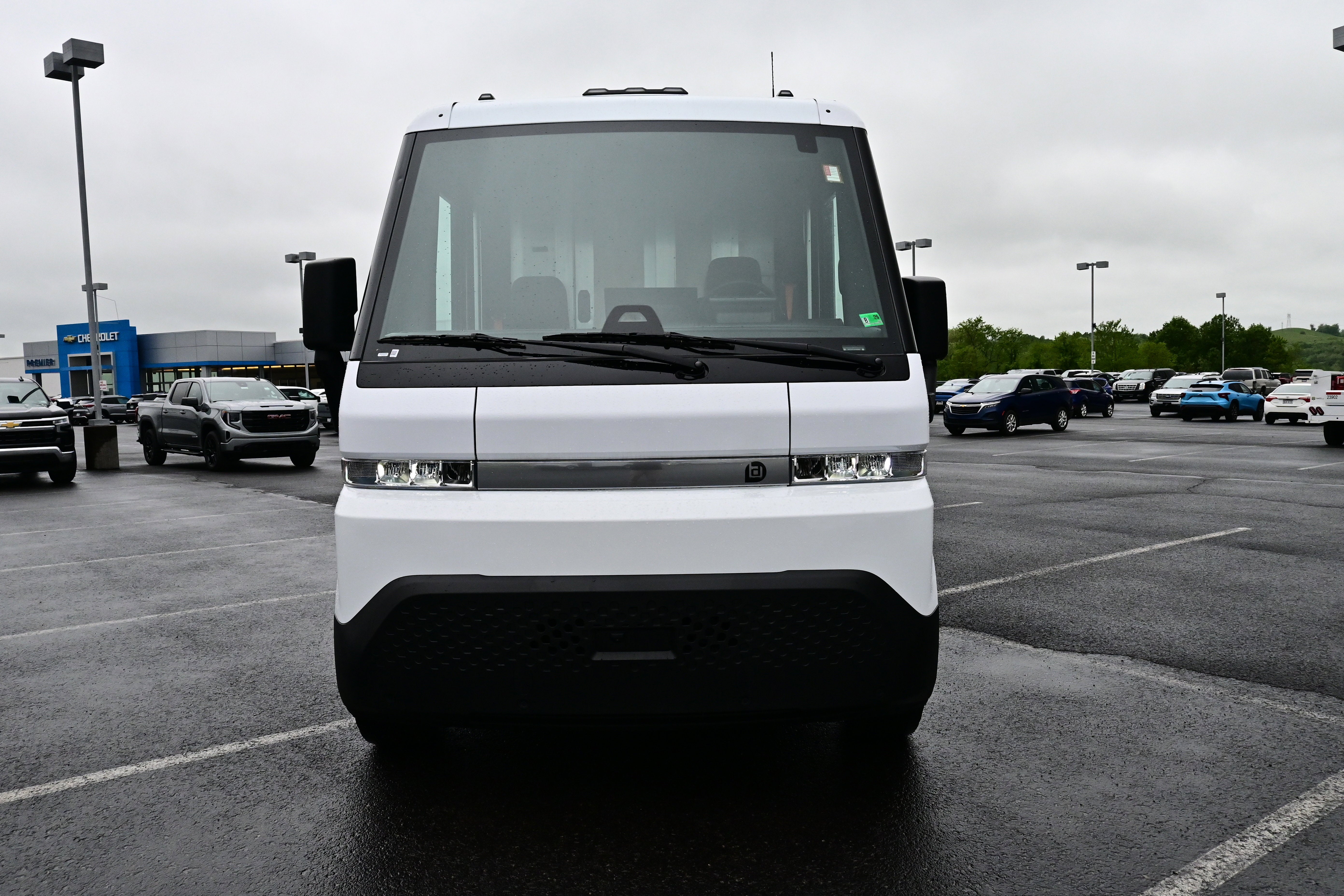 2024 BrightDrop Zevo 400 EJY