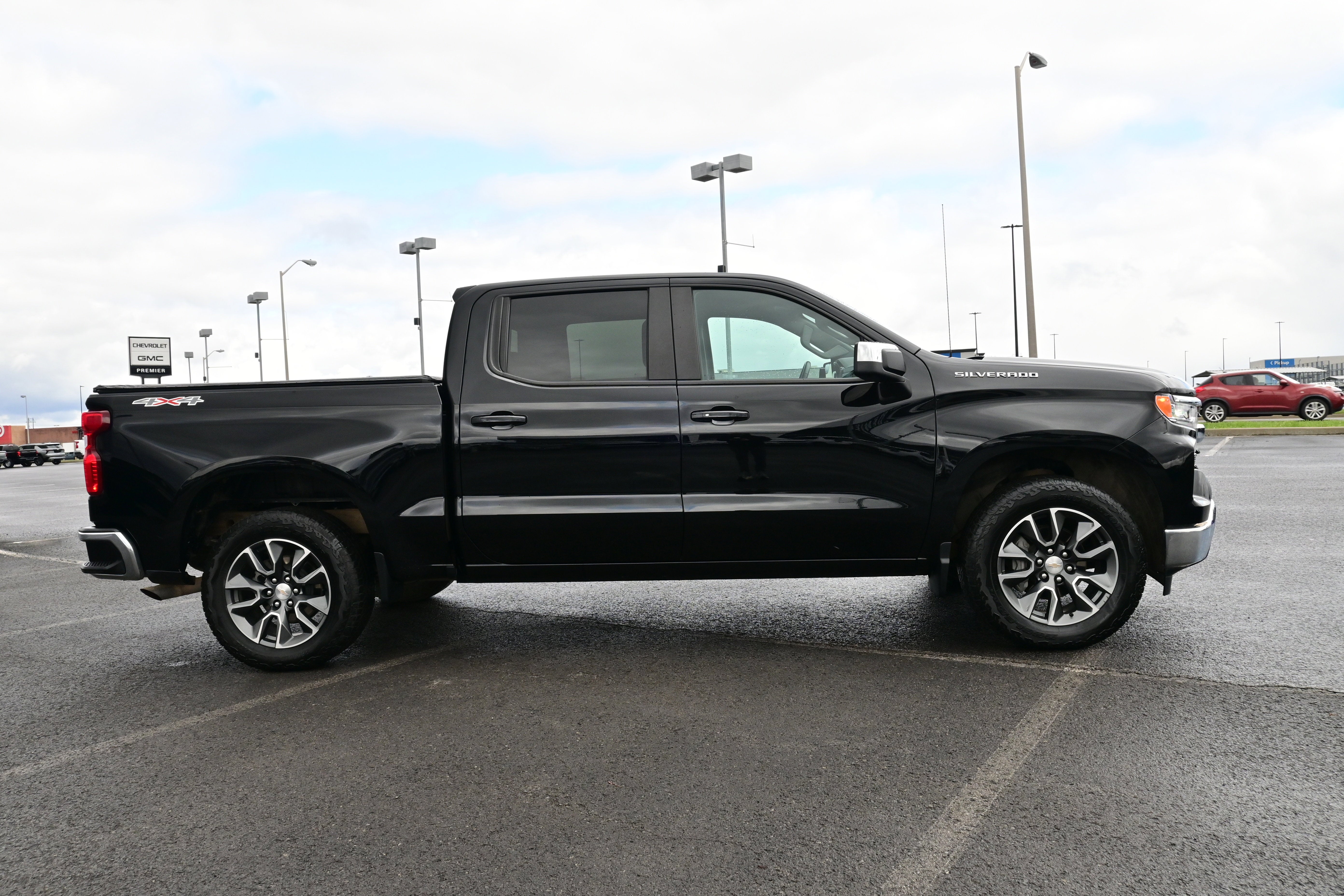2024 Chevrolet Silverado 1500 LT (2FL)