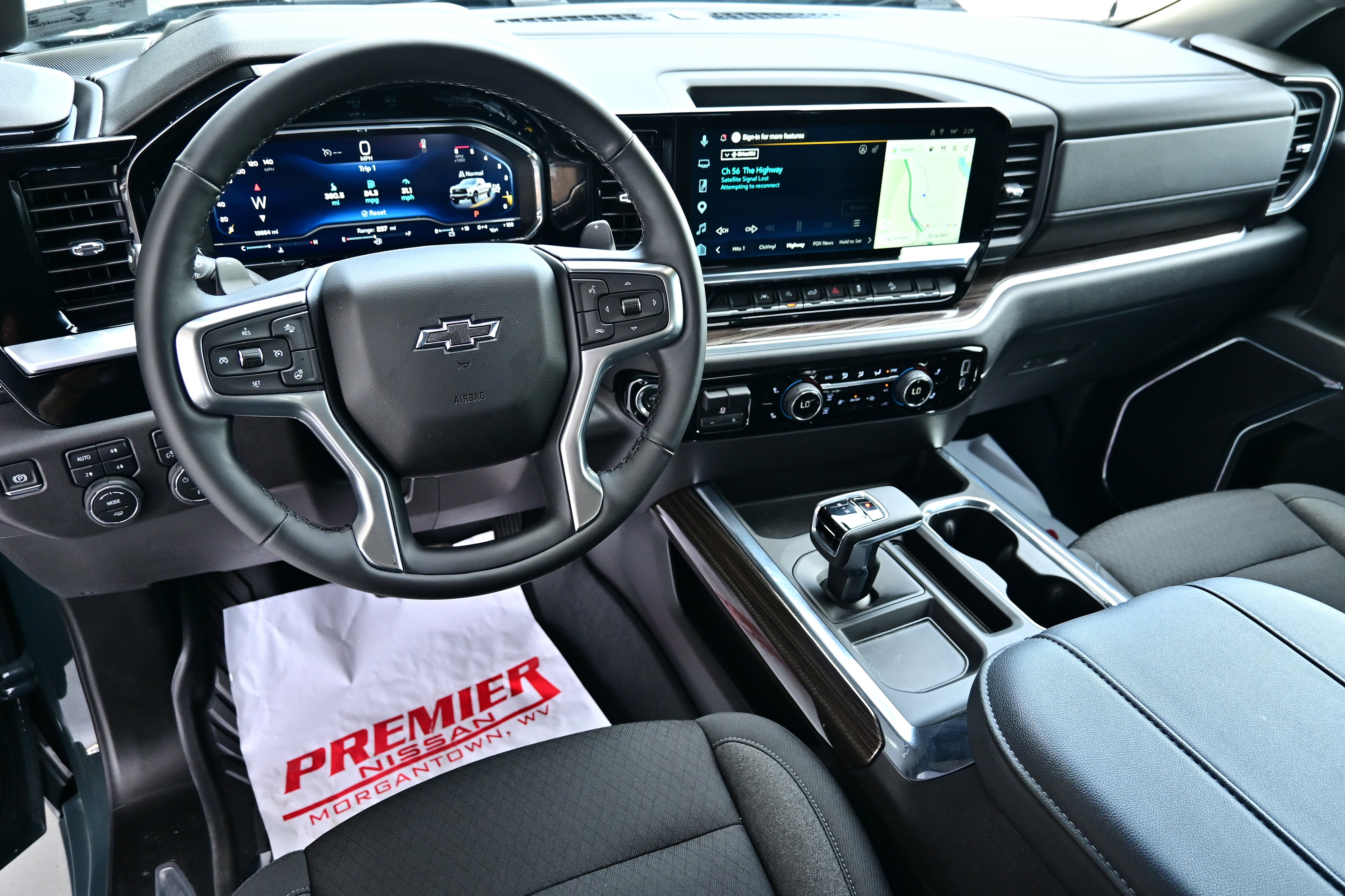 2025 Chevrolet Silverado 1500 LT Trail Boss