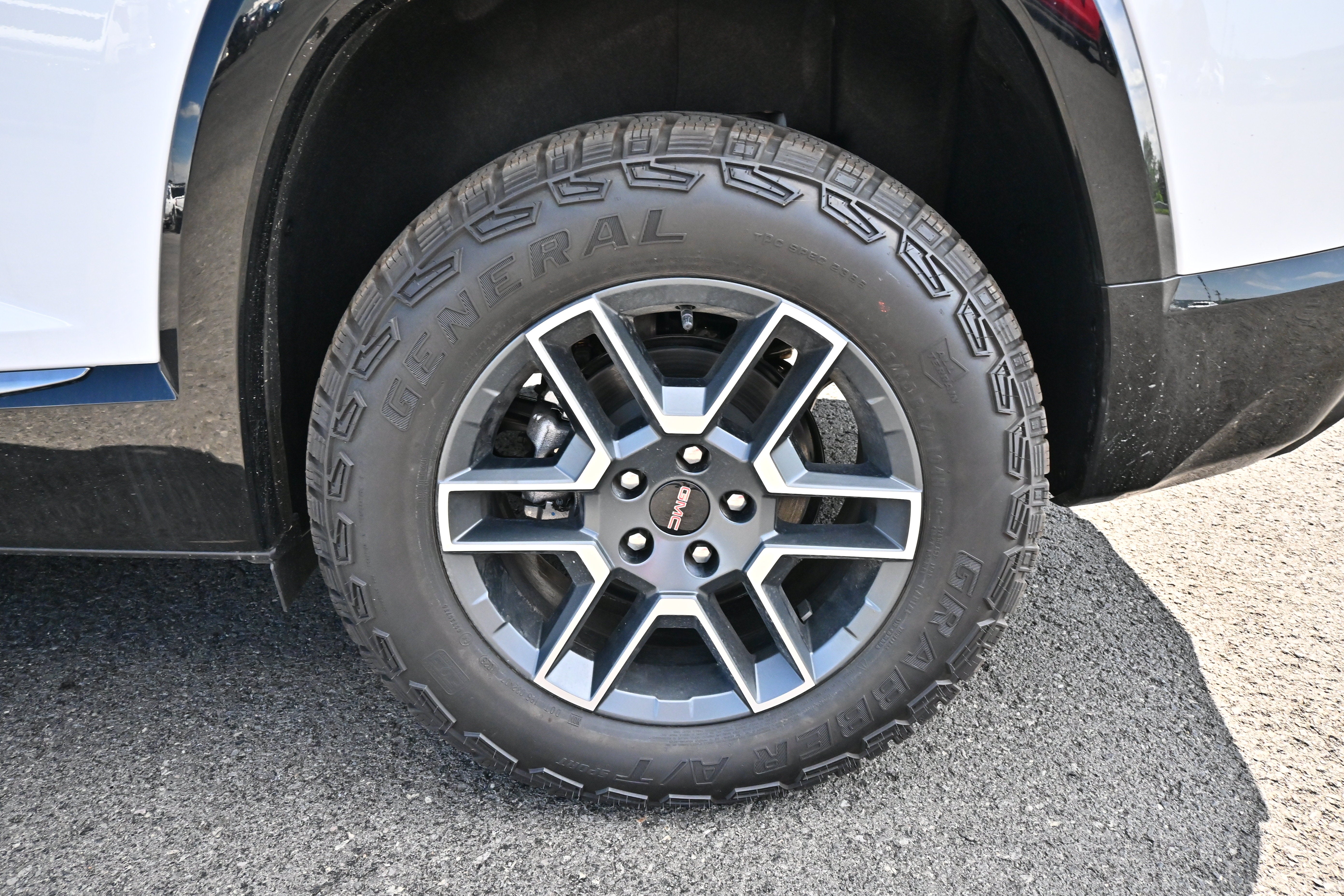 2027 GMC Terrain AT4