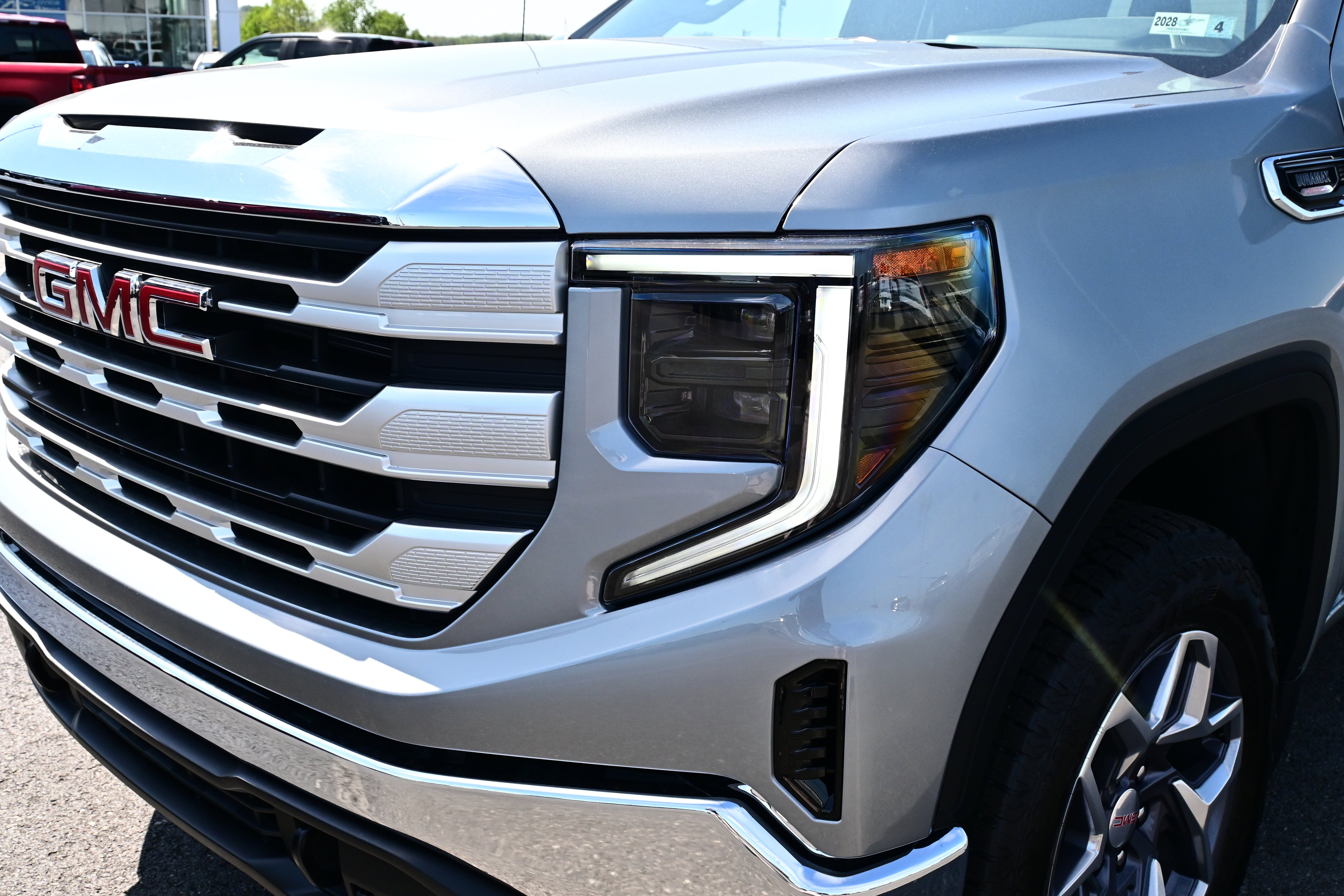 2026 GMC Sierra 1500 SLE
