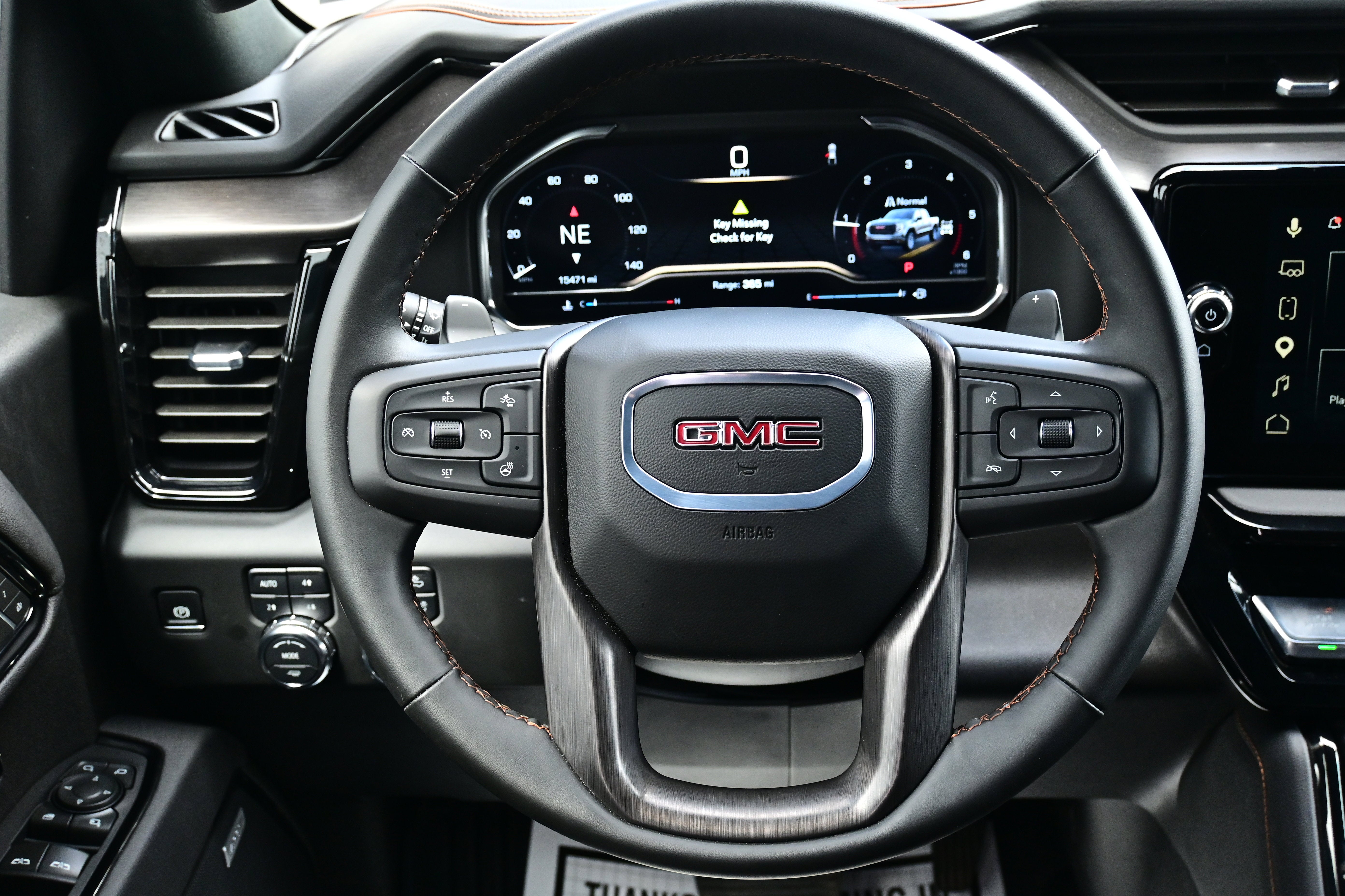 2025 GMC Sierra 1500 AT4