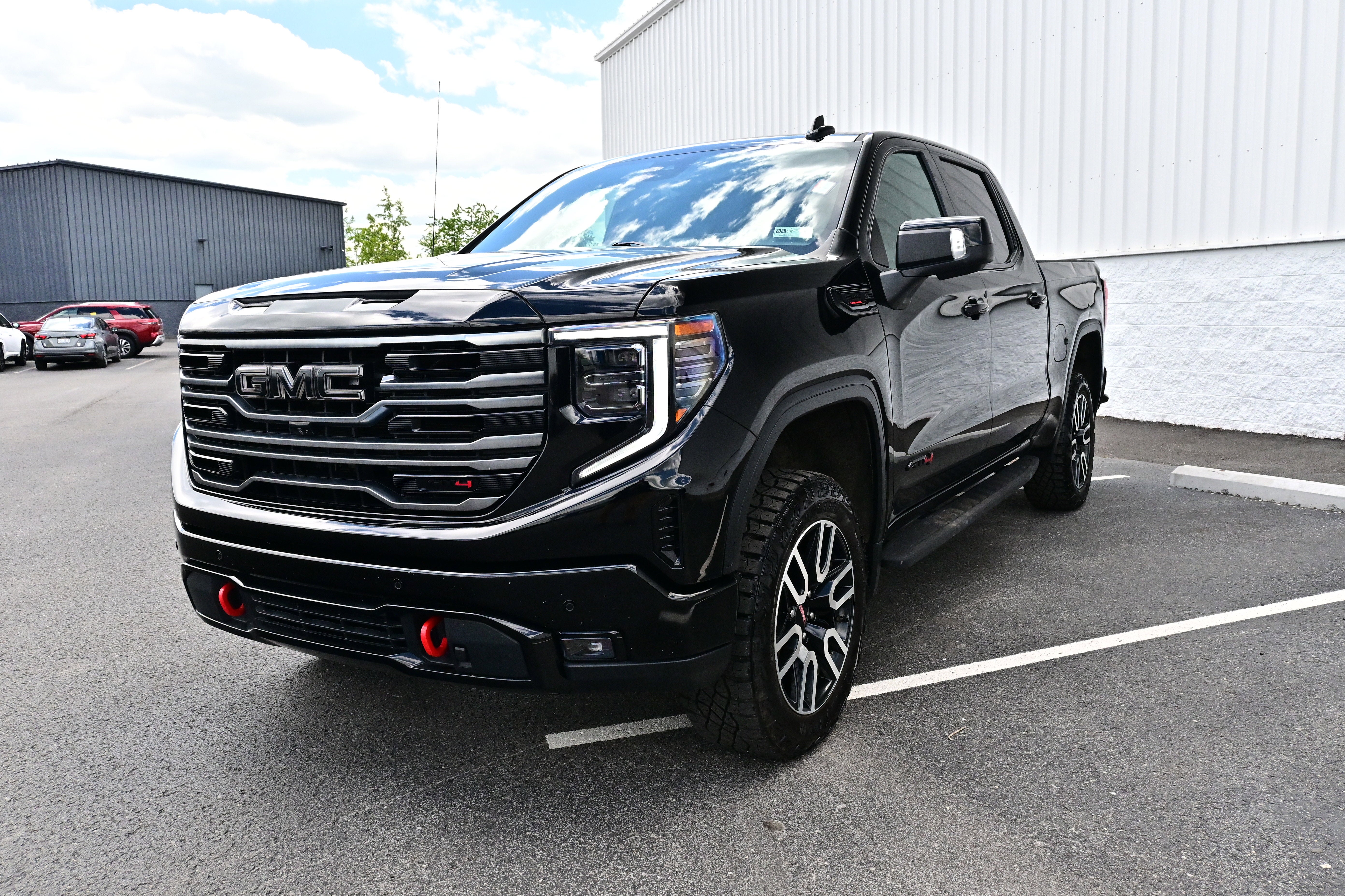2025 GMC Sierra 1500 AT4