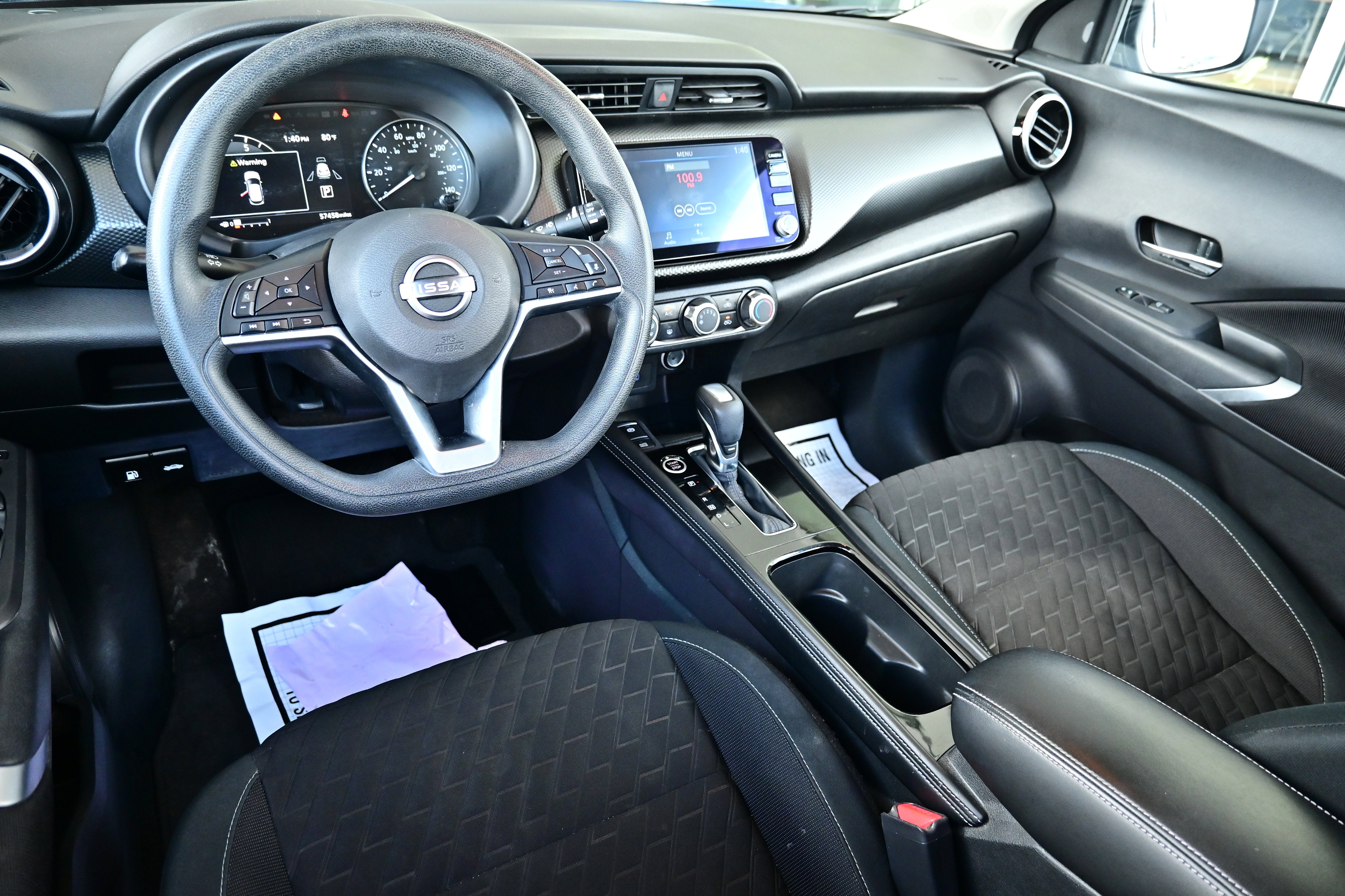 2023 Nissan Kicks SV