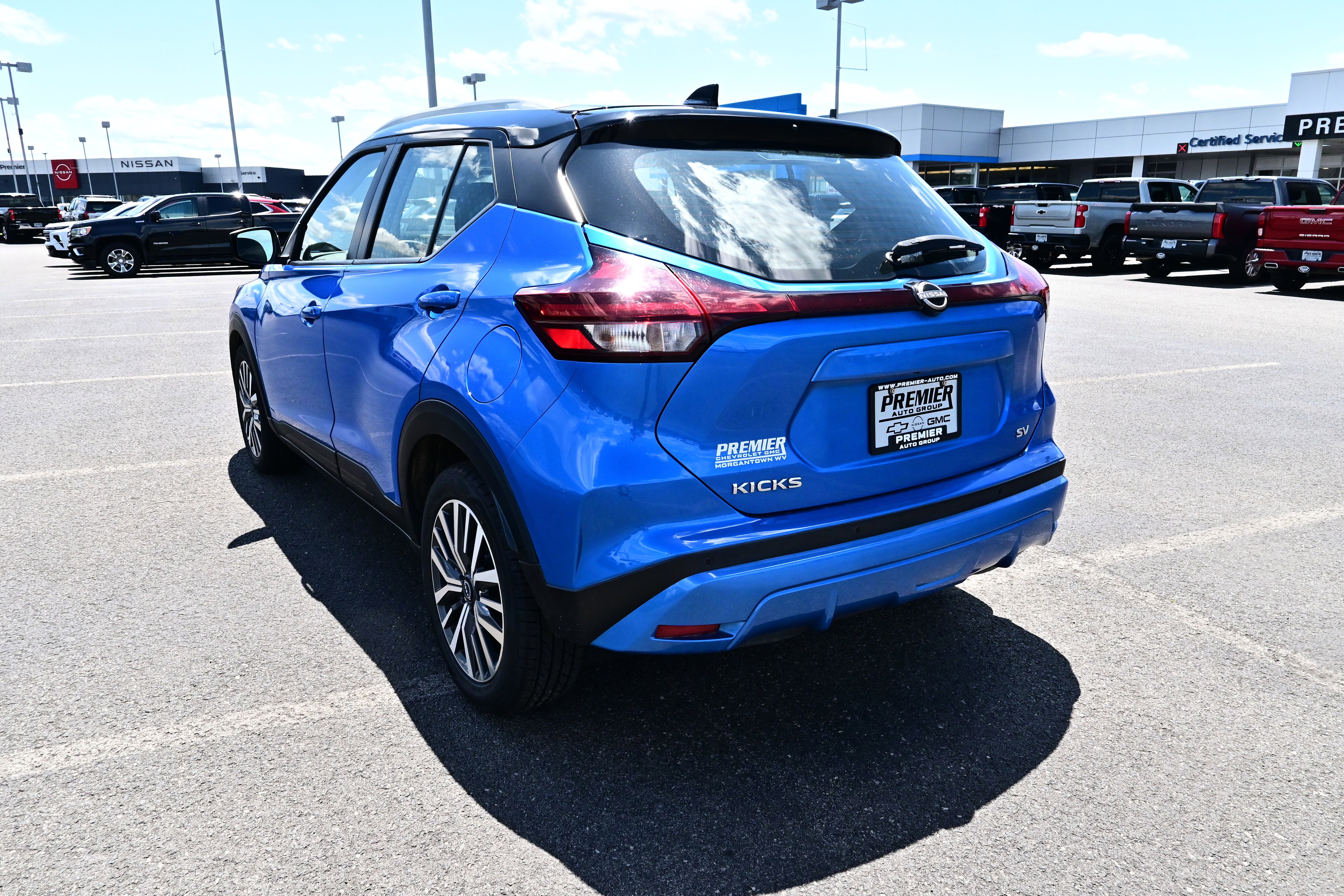 2023 Nissan Kicks SV