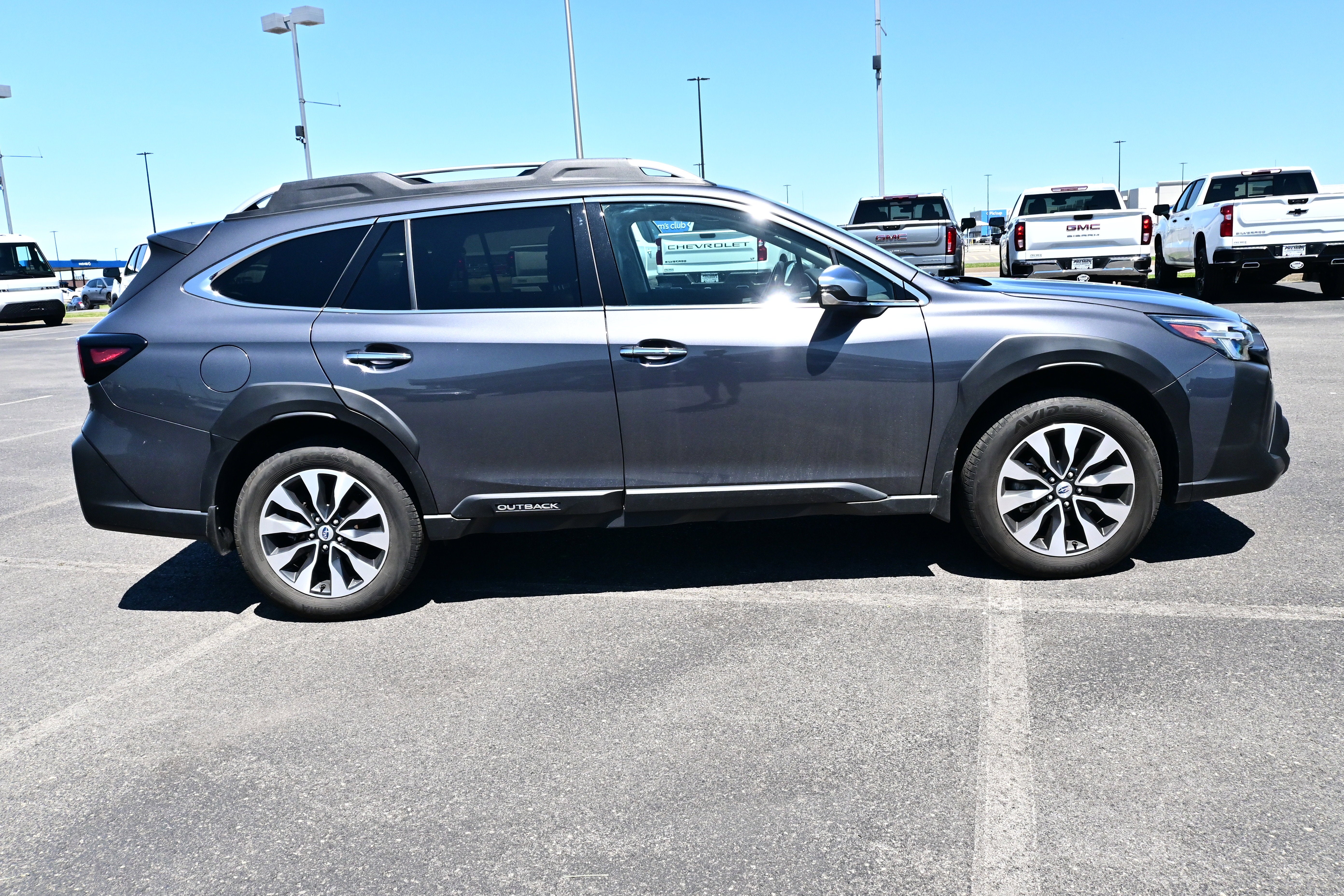 2023 Subaru Outback Touring XT